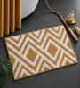 Beige Ziczac Microfibre 24X16 Inches Anti-Skid Bath Mat