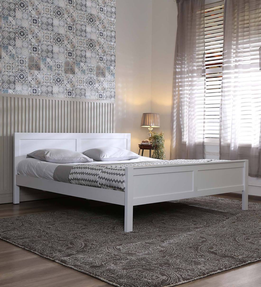 Buy Bianca Solid Wood Queen Size Bed in White Finish by Woodsworth