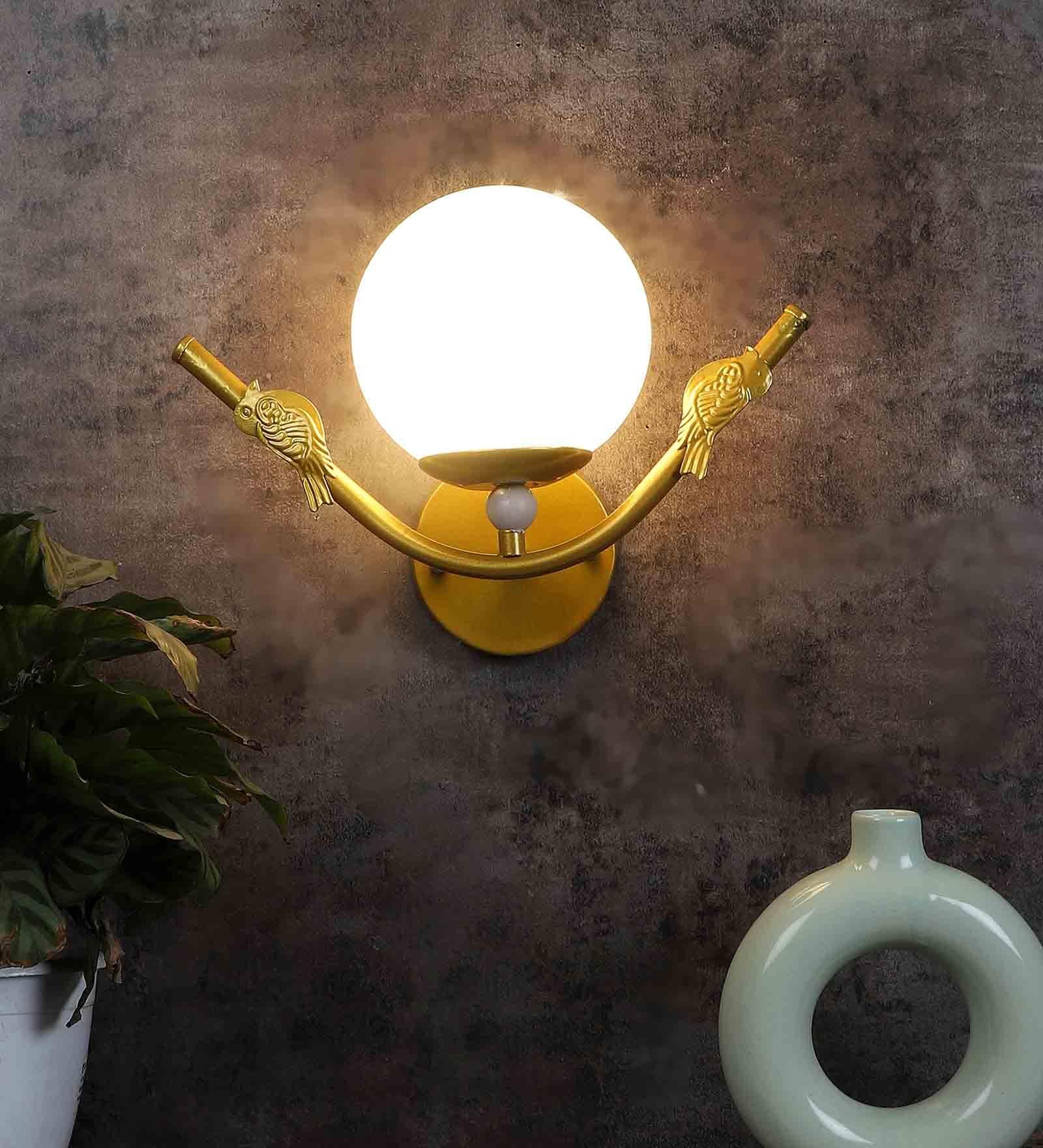 Bird Metal Novelty Wall Light (Gold)