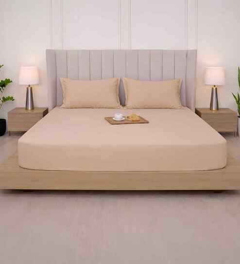Biscotti Bliss Solid 300 TC Pure Cotton King Fitted Bedsheet with 2 Pillow Covers