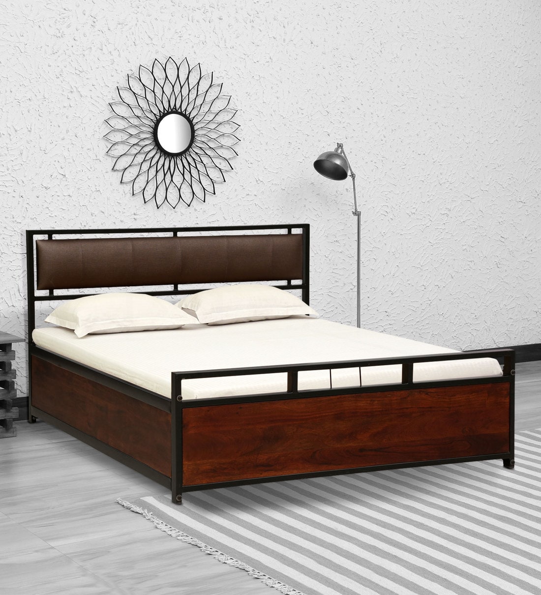 Bjorn dressing table Clearance