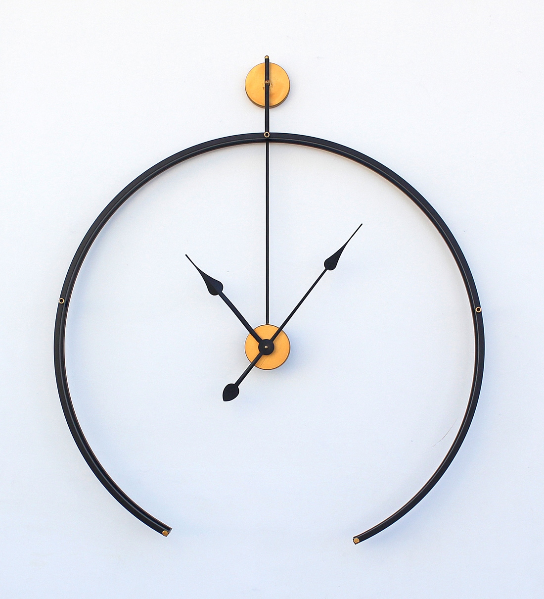 Buy Black Metal Analog Wall Clock by Craftter Online - Modern Wall ...