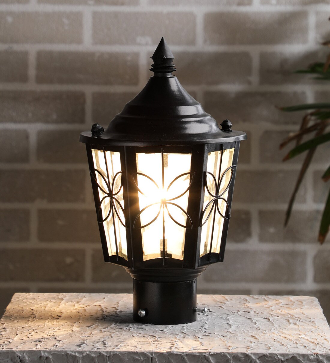Buy Black Metal Gate Light By New Era Online Gate Lights Outdoor