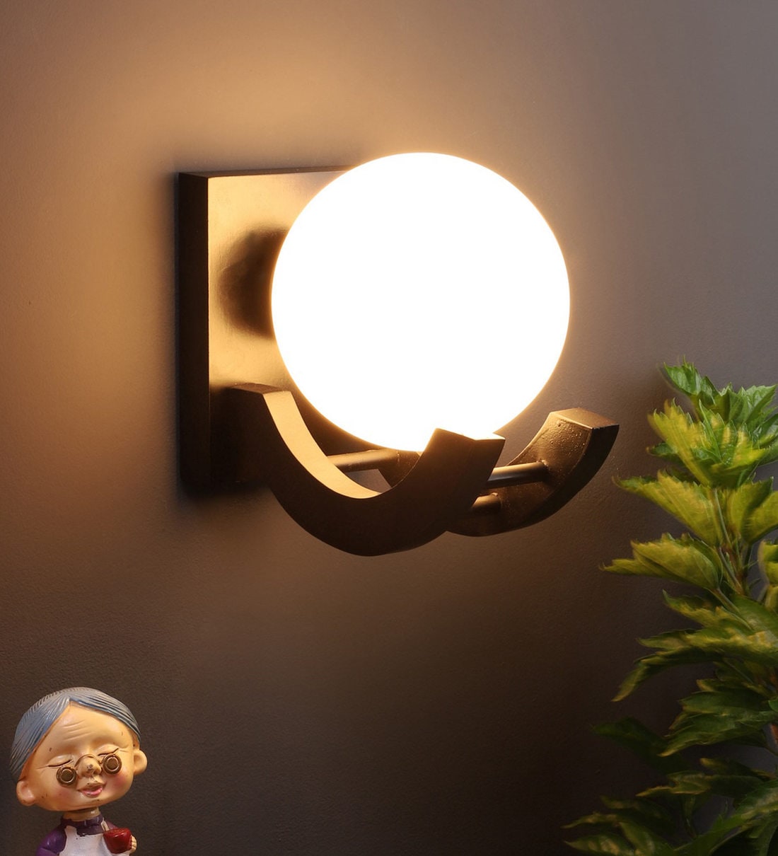 Buy Black Metal Wall Lights By Eliante By Jainsons Lights Online