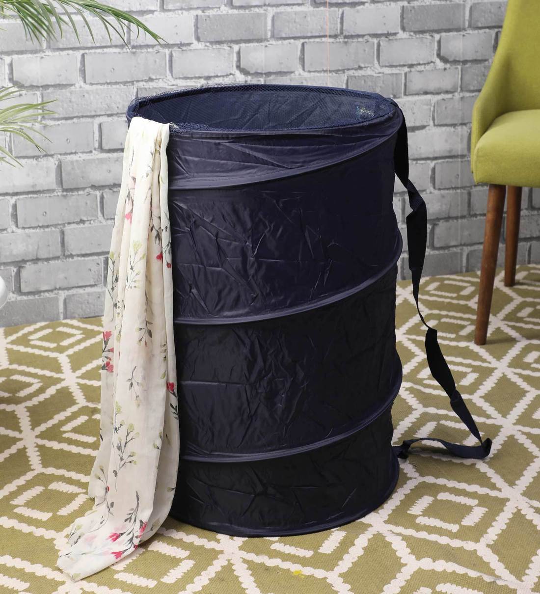 Buy 20 Ltr Polyester Laundry Basket In Black By Muren Online Laundry