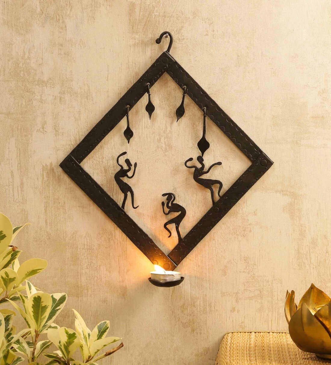 Buy Black Metal Wall Tea Light Holder by Chinhhari Arts Online Wall