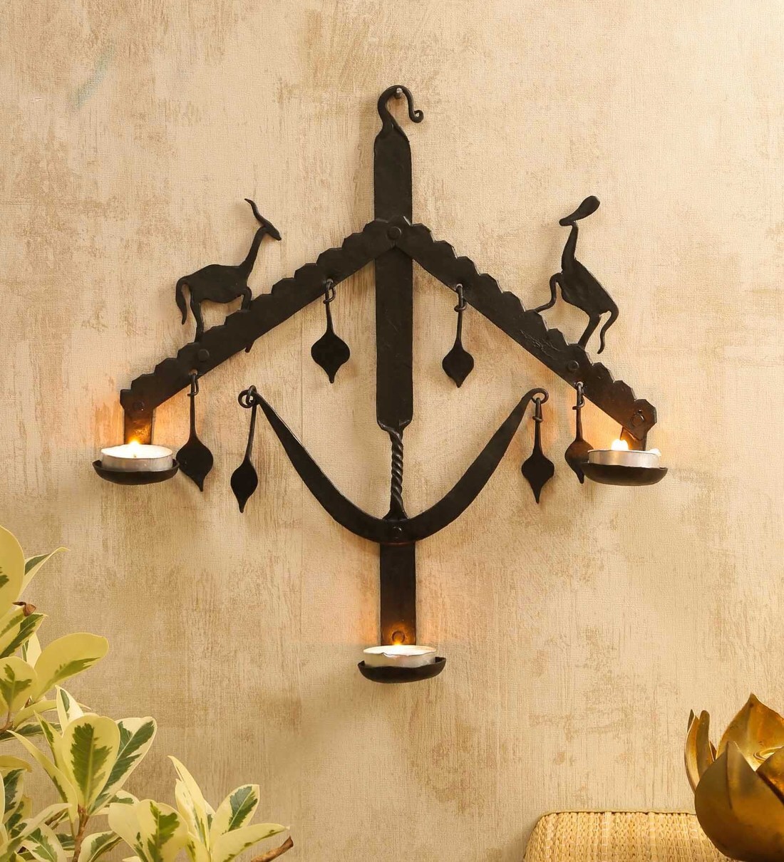 Buy Black Metal Wall Tea Light Holder by Chinhhari Arts Online Wall
