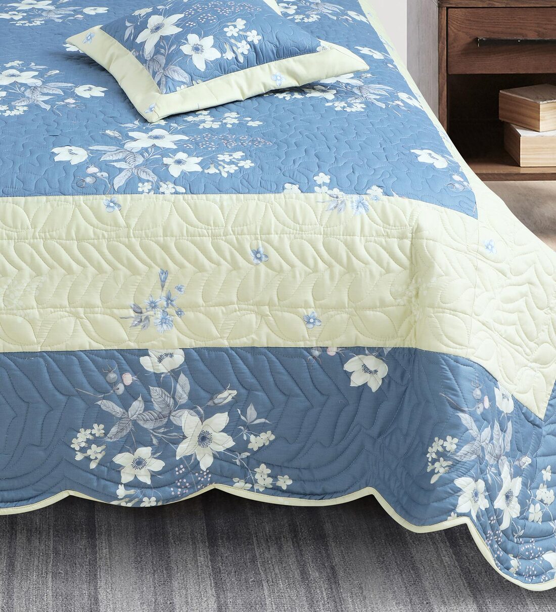 Buy Blue & Off White Floral 250 TC Cotton Quilted Double Bed Cover with