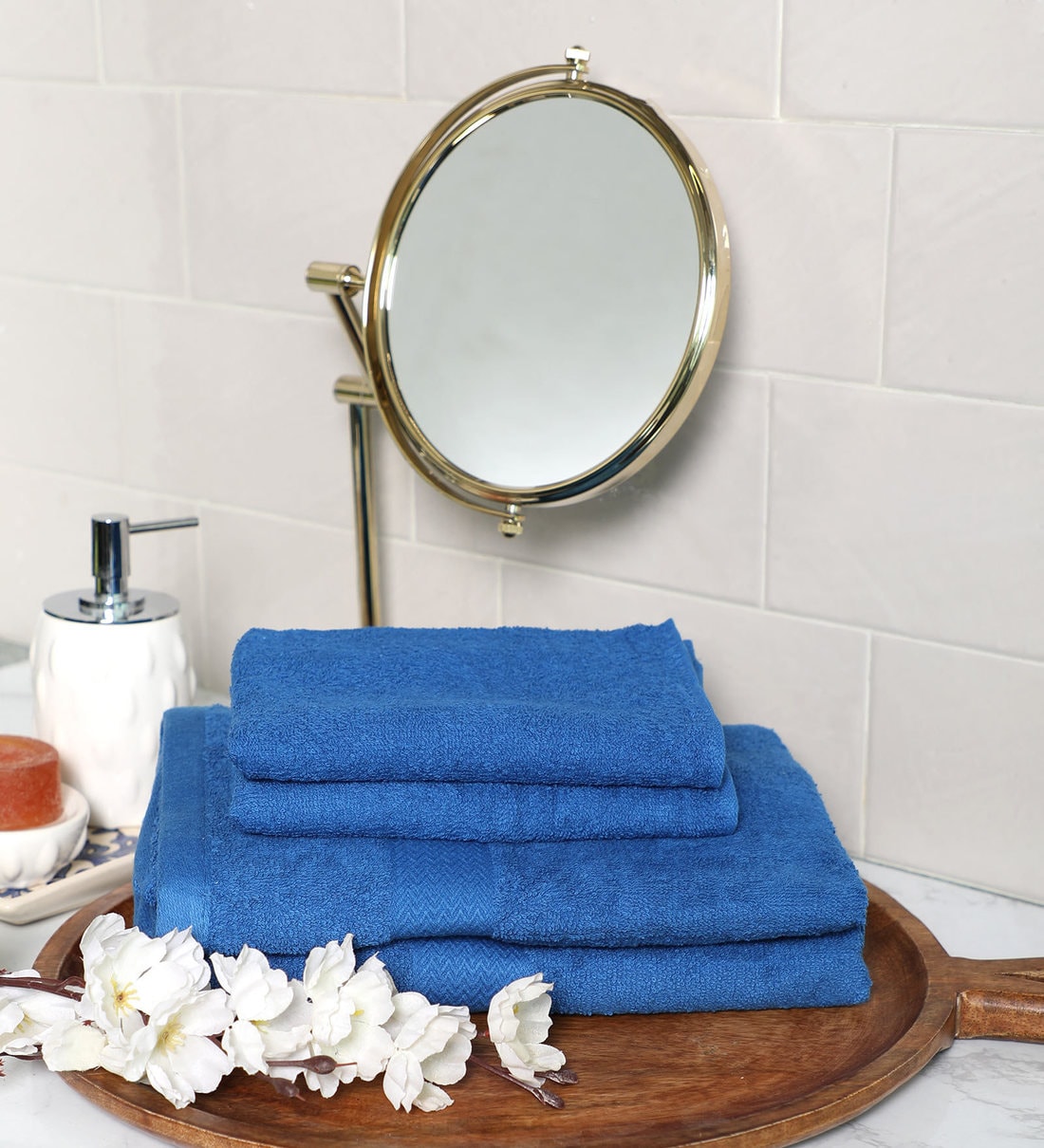 Buy Blue Solid 380 GSM Cotton 4 Pieces Towel Set by Raymond Home Online