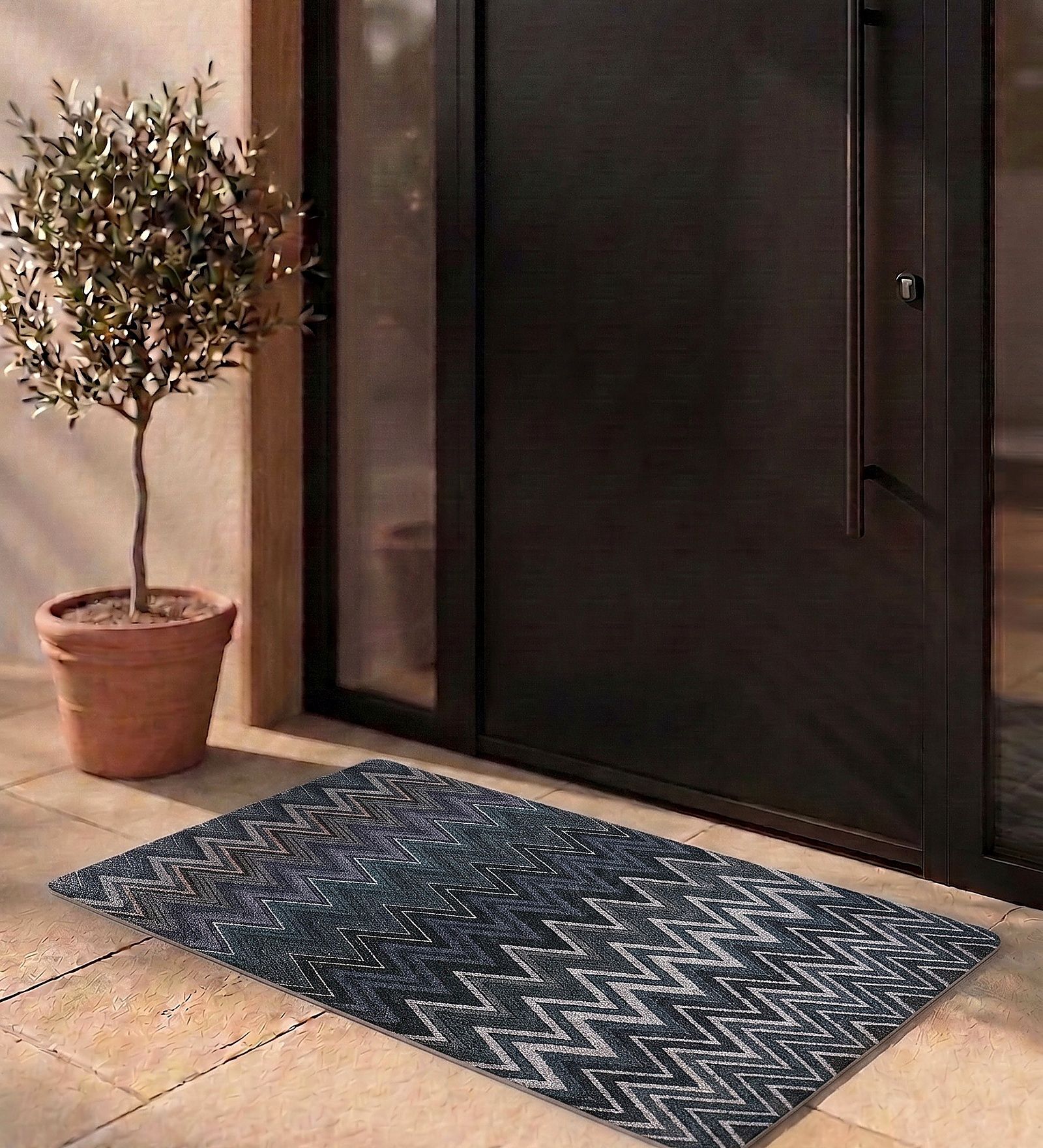 Black & Grey Velmora Rubber 16x24 Inches Anti Skid Door Mat