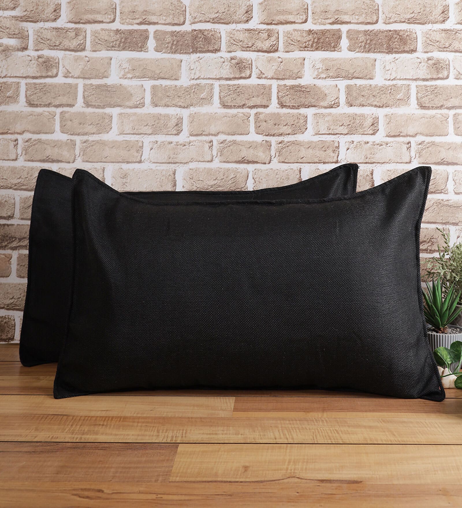 Black Solid 210TC Jute 17 x 27 Inches Pillow Covers (Set of 2)