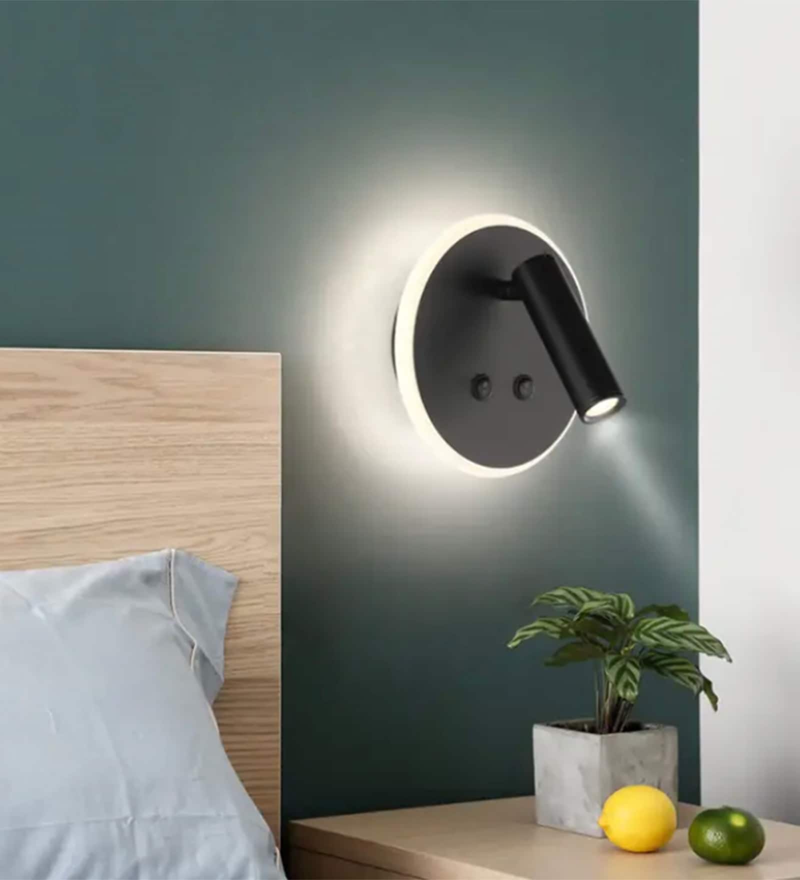 Dexter Glass LED Novelty Wall Light (Black)