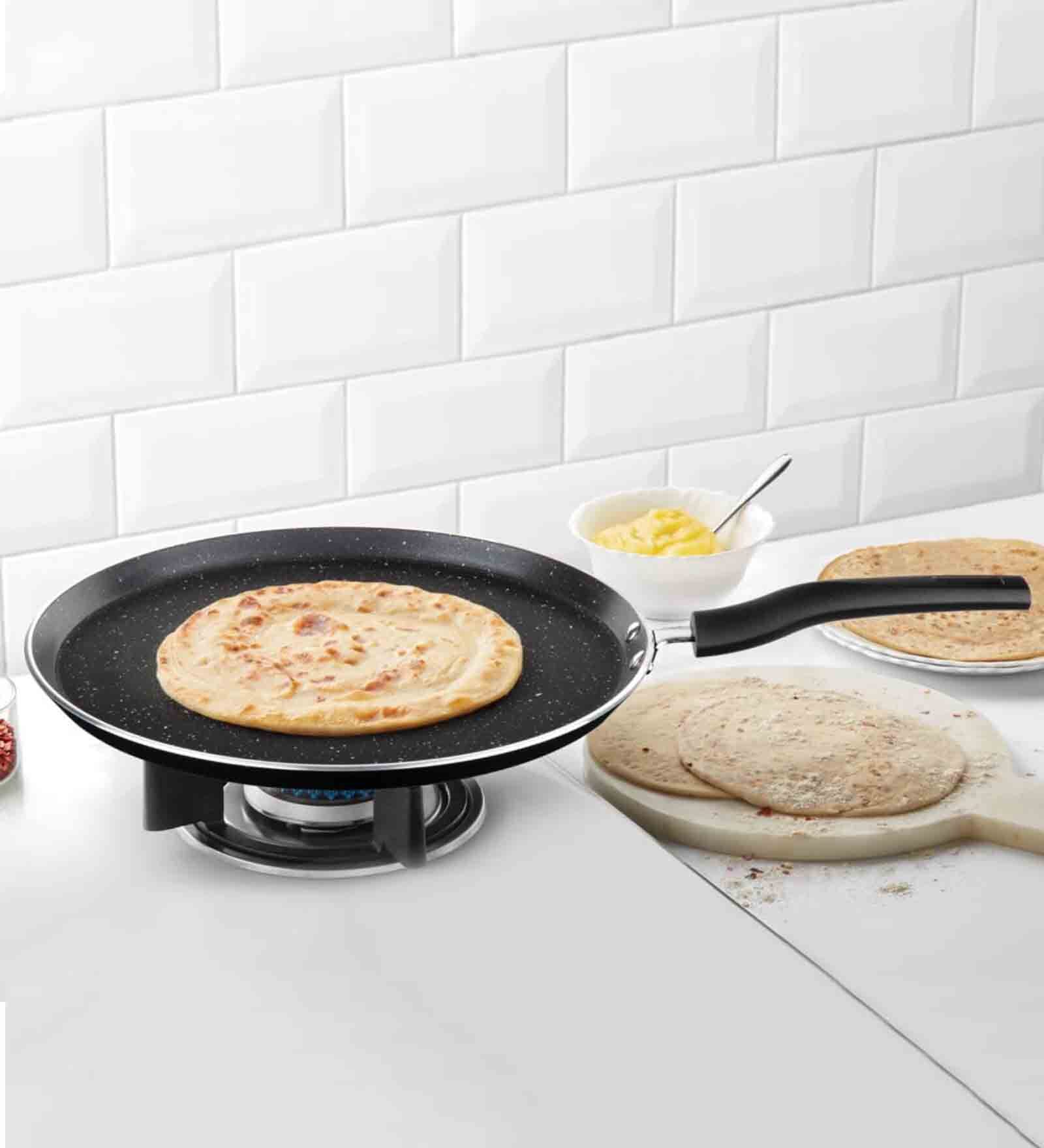 Black Aluminium 41.4 cm Tawa