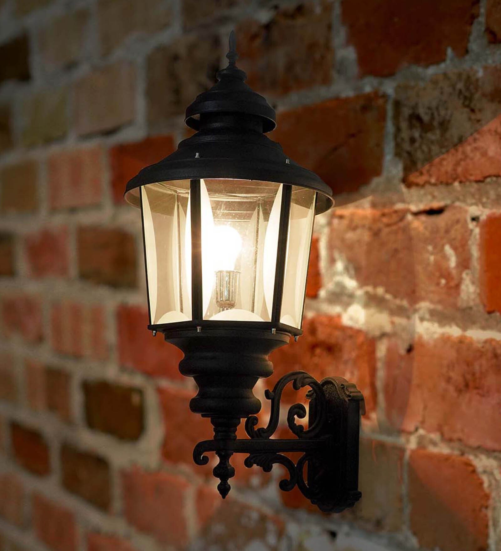 Black Aluminium Wall Light