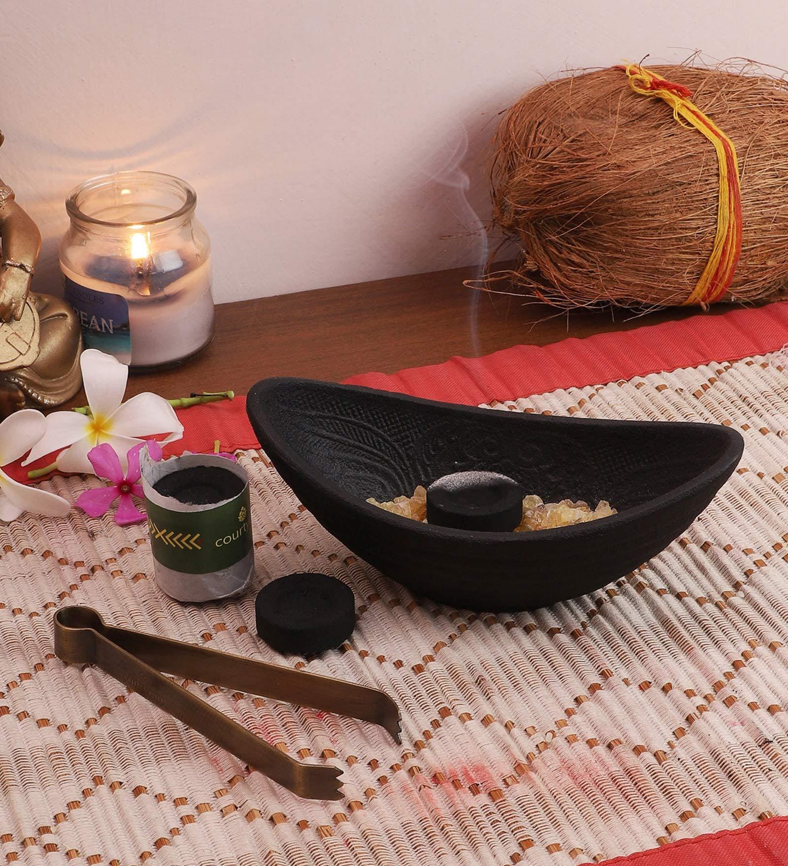 Black Caste Iron Spritual Neelgiri Fumer Set