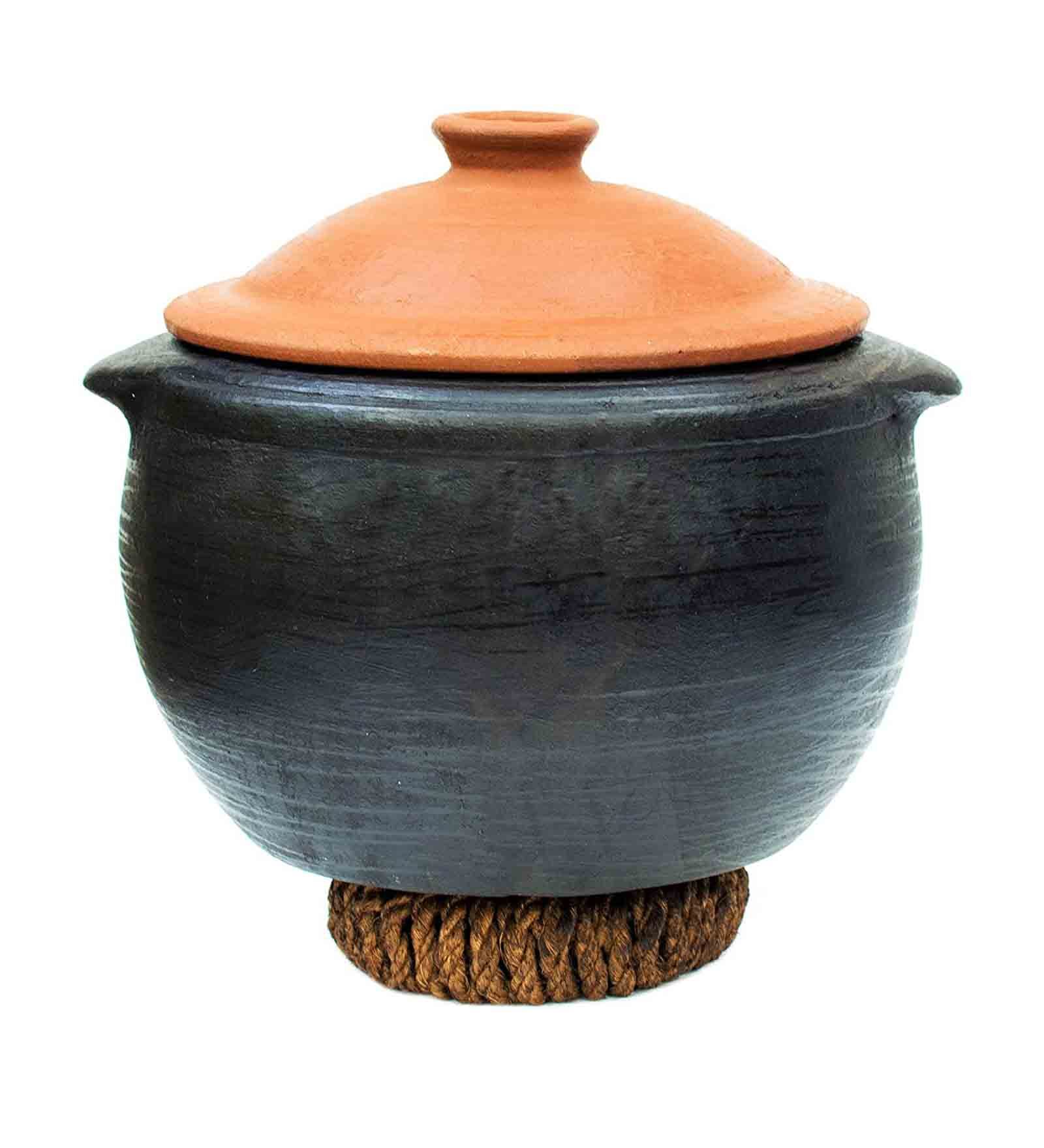 Black Clay SaucePot with Lid 1 Litre