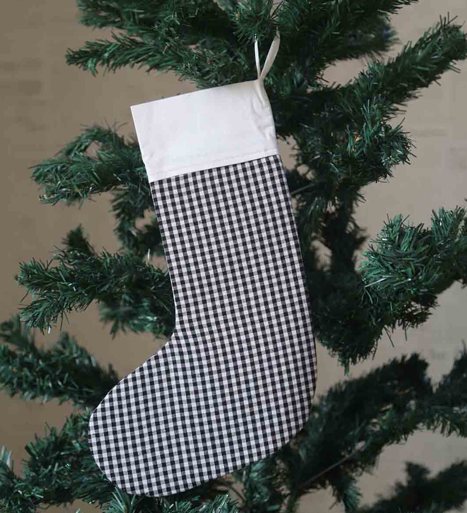 Black Cotton 1 Pc Checkered Christmas Stocking