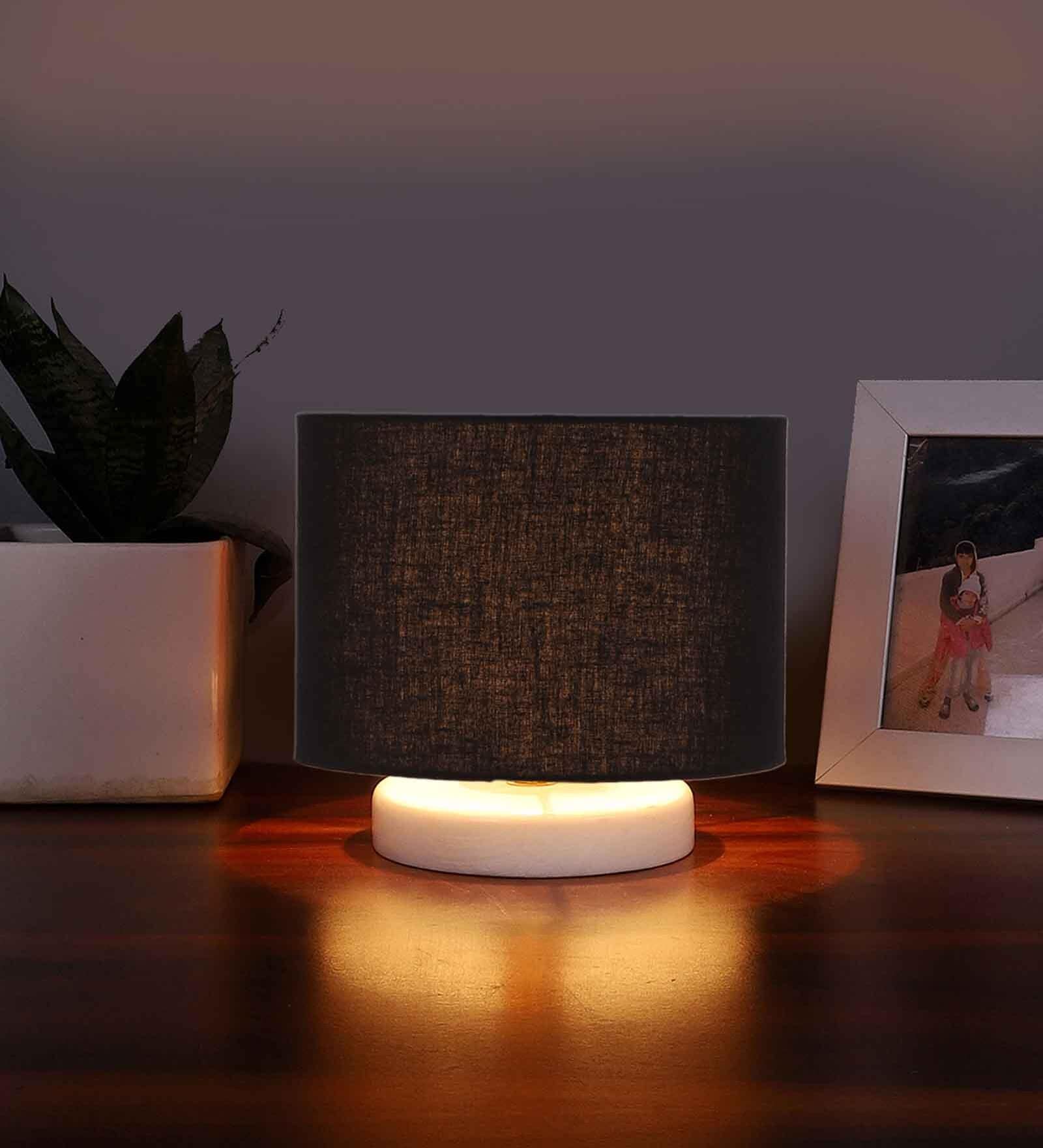 Black Cotton table lamp with White wood base1