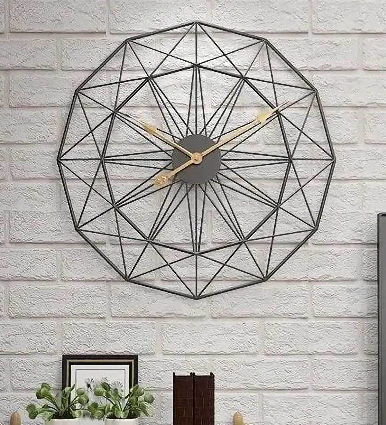Black Diamond Novelty Wall Clock