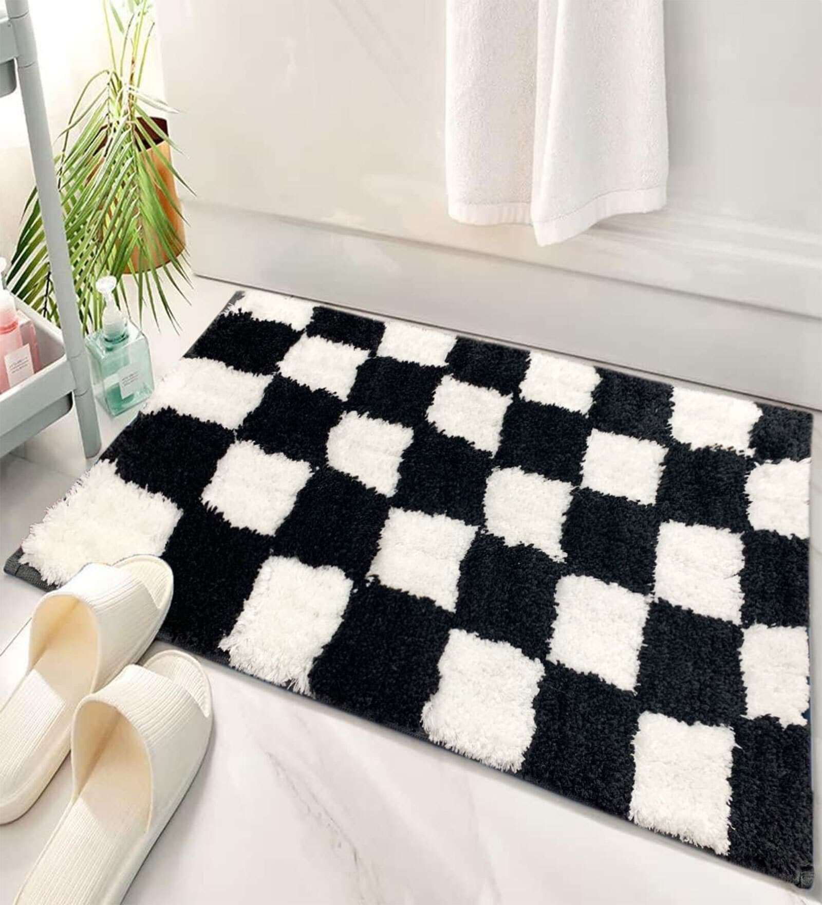 Black Geometric Microfibre 24x16 Inches  Bath Mat