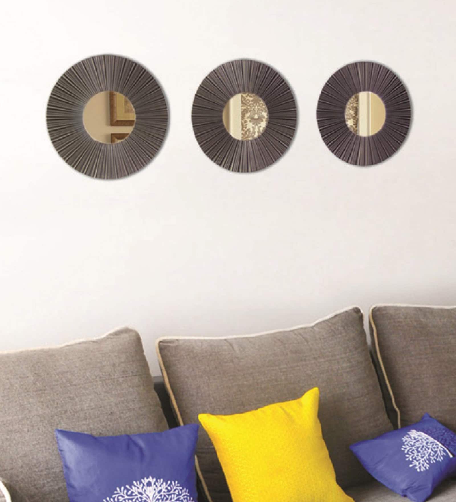 Plastic Round Wall Mirror in Black colour