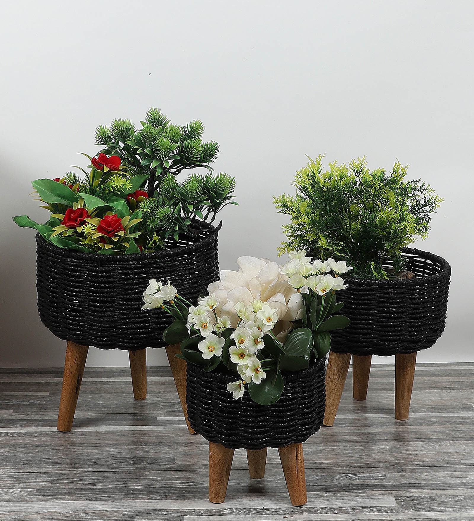 Metal & Jute Black Planter Set with Wooden Legs