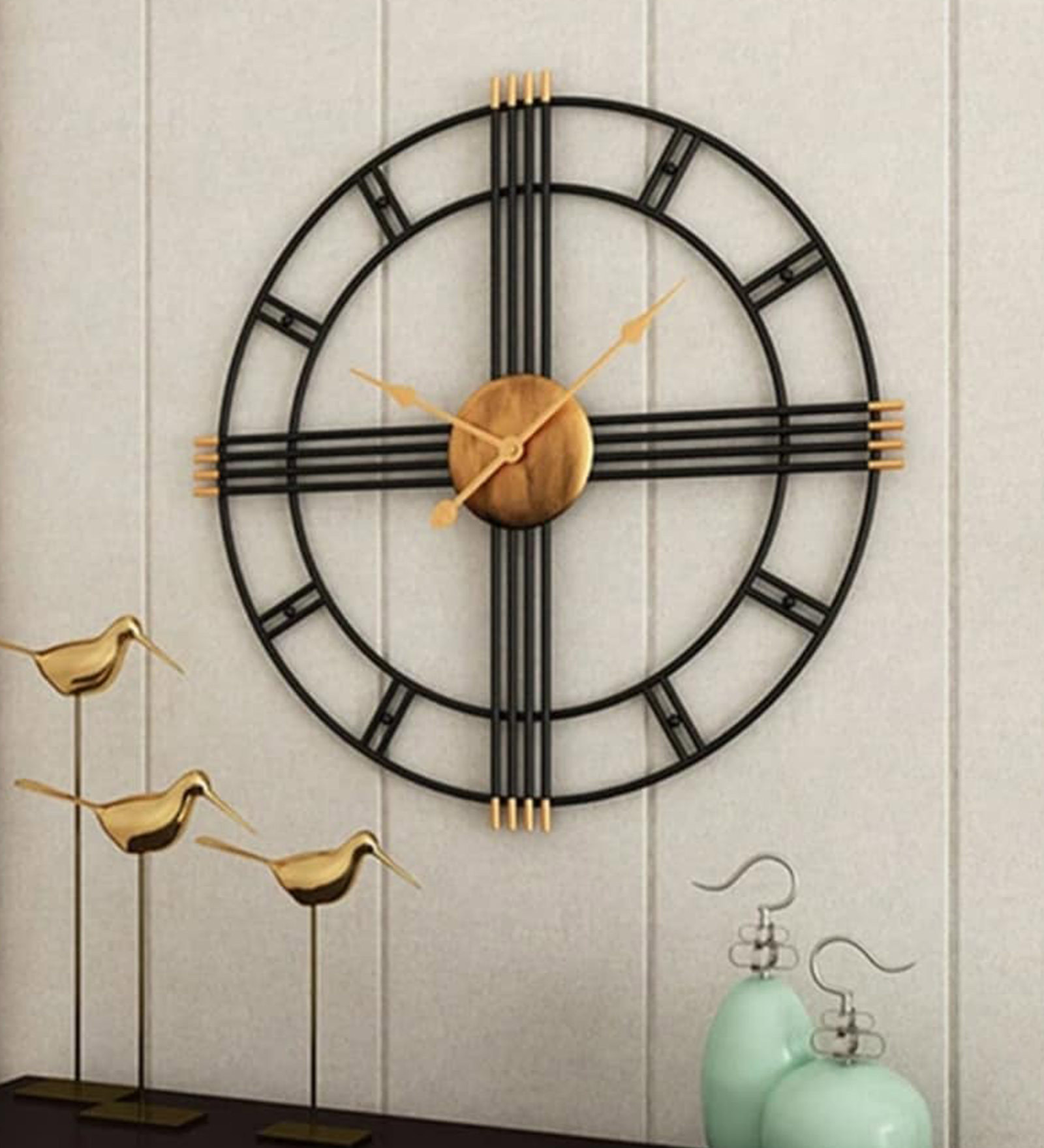 Black Metal Analog Wall Clock