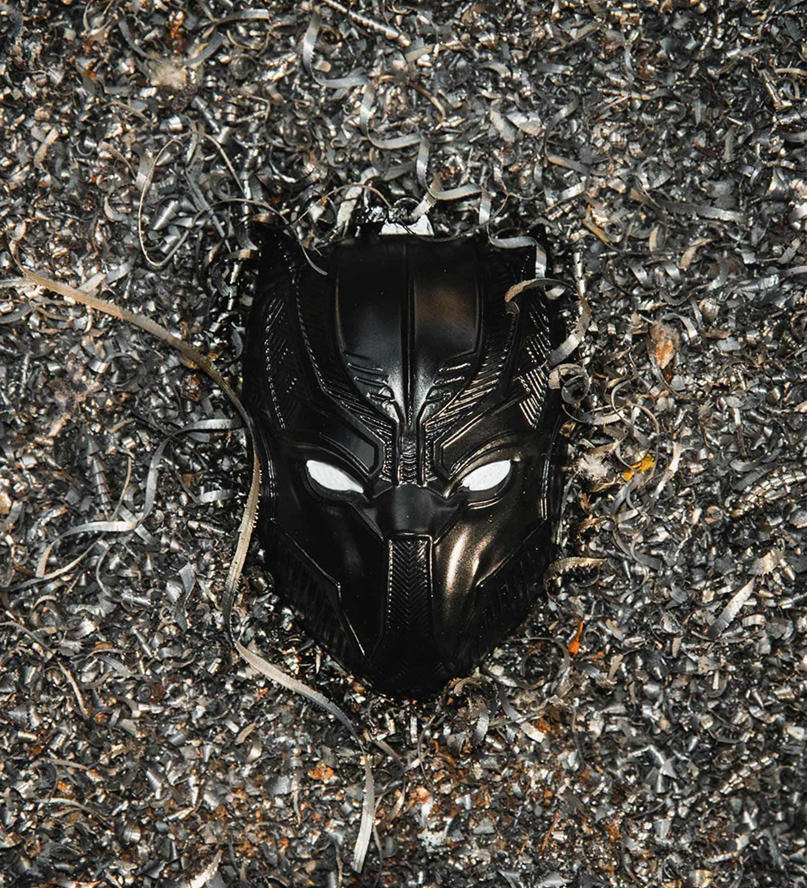 Buy Black Metal Black Panther Keychain - Vibranium Mask by Planet ...