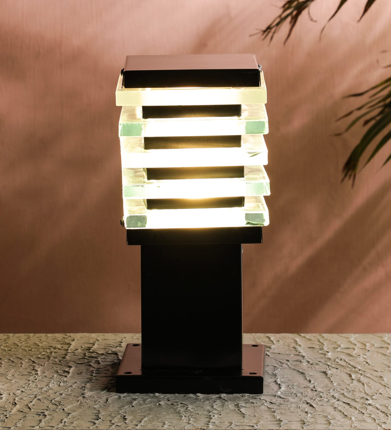Rosey Black Metal Gate Light