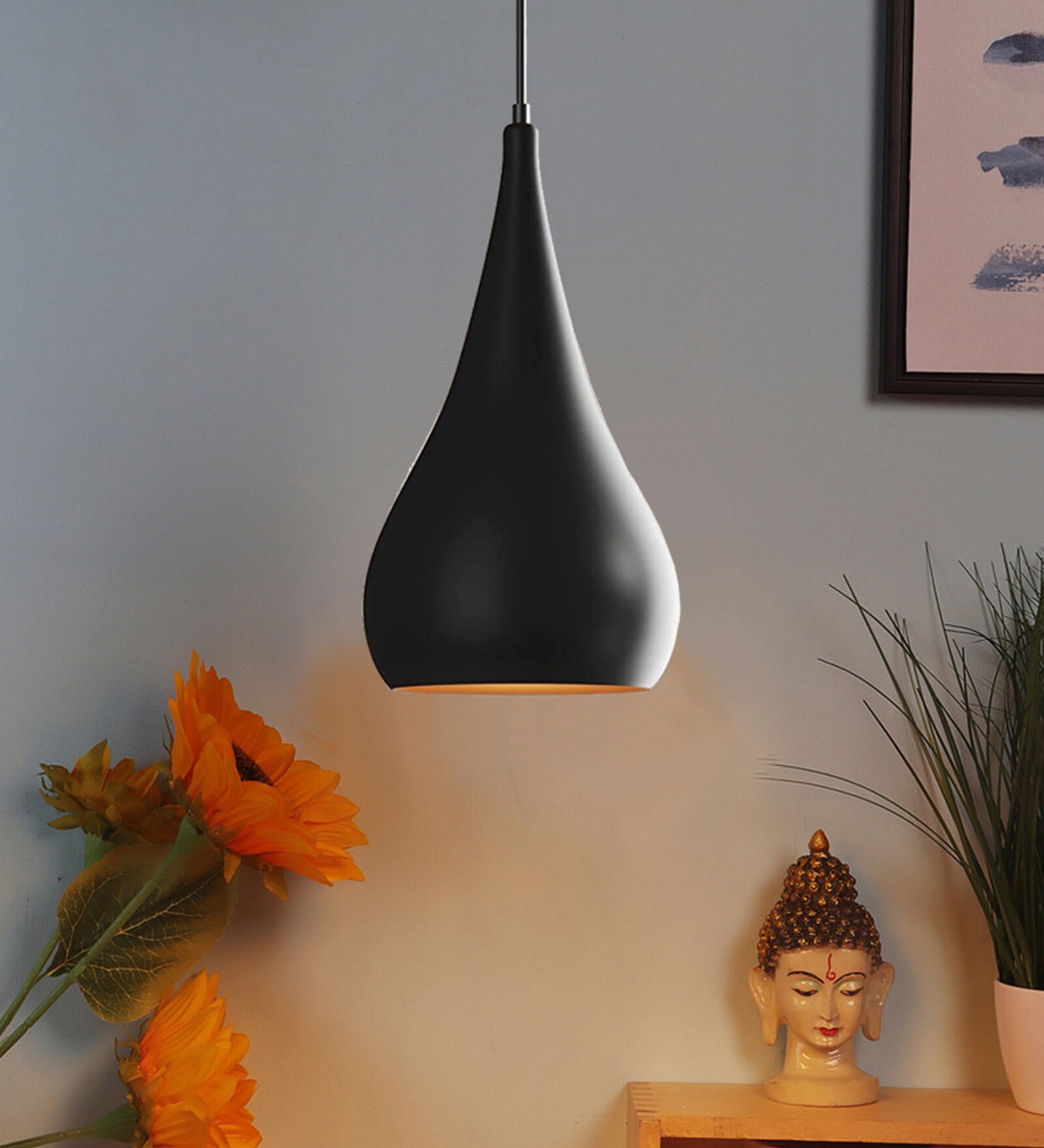 Nilon Black Metal Hanging Light