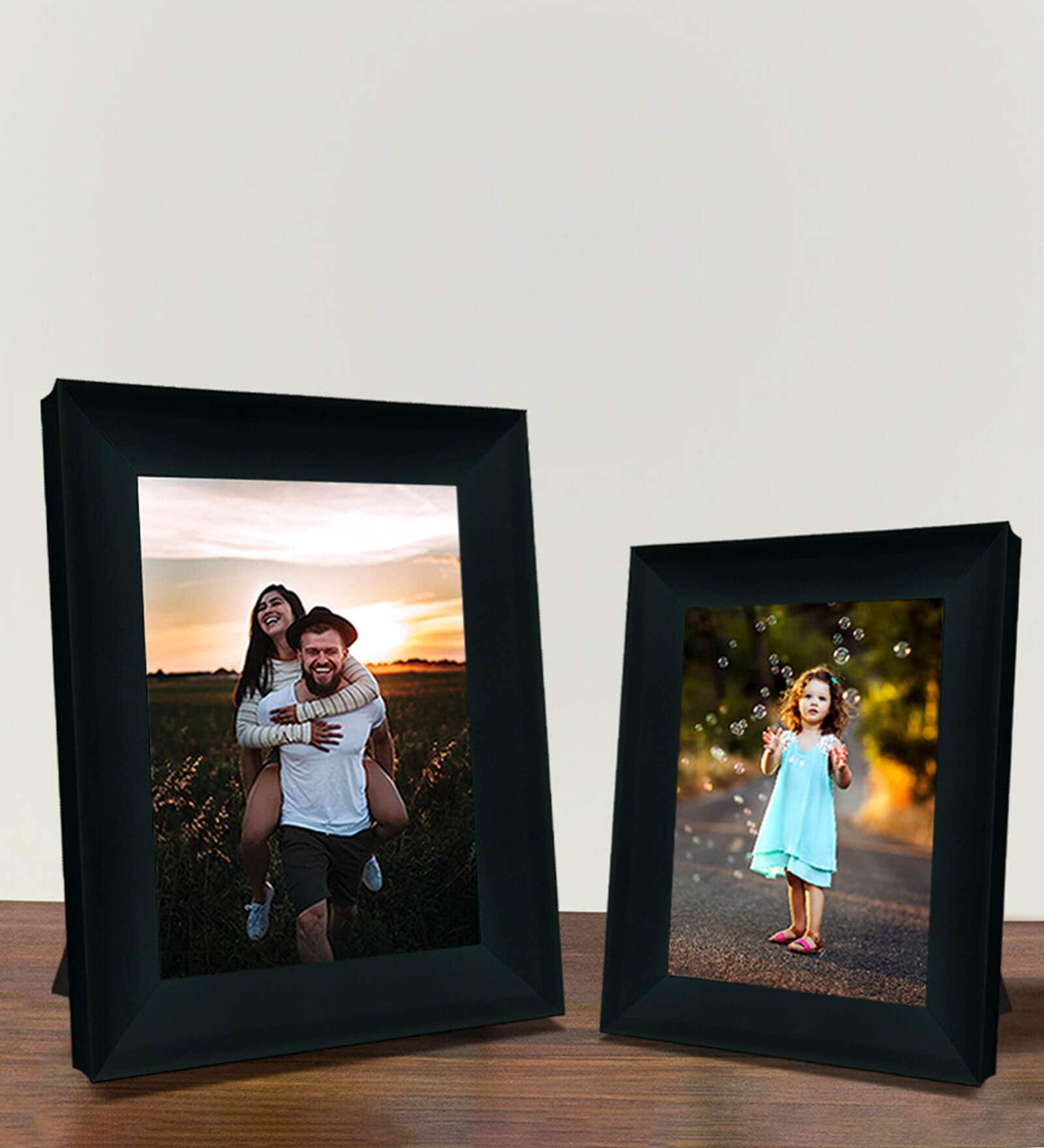 Black Metal Wall Hanging/Table Top , Set Of 2 Photo Frame