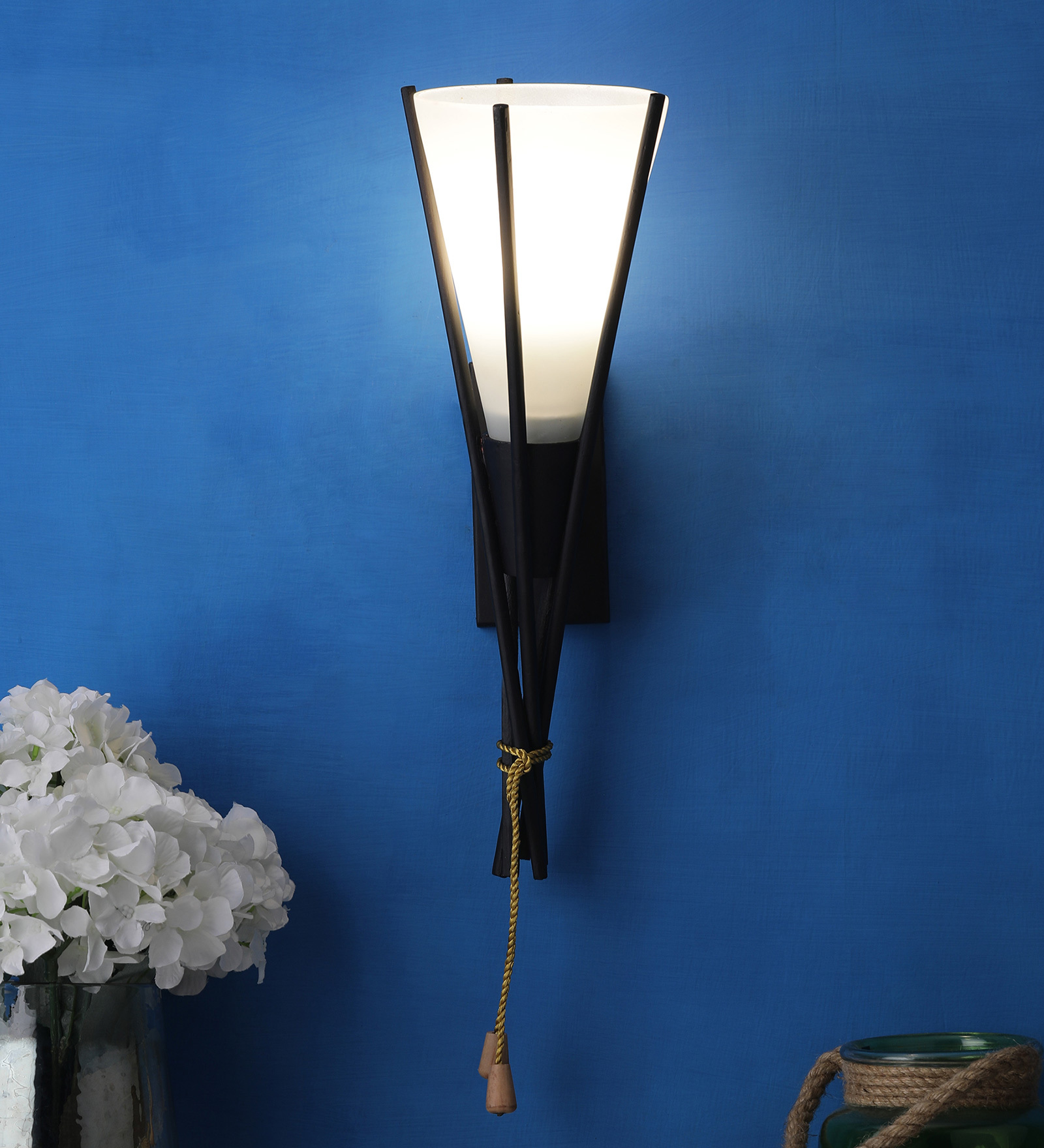 Buy Black Metal Wall Light By Eliante By Jainsons Lights at 60 OFF by