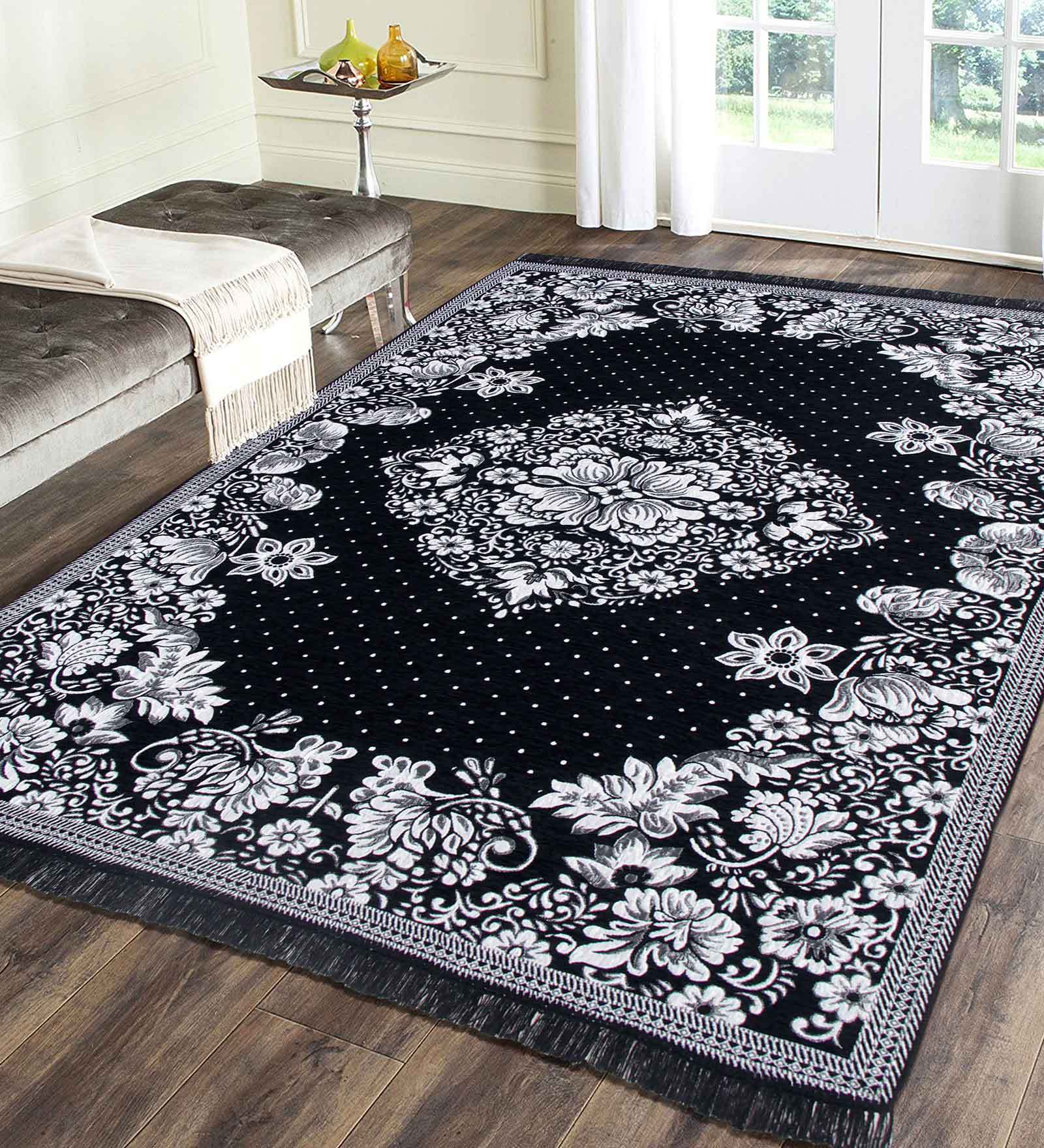 Black Chenille Vintage 4 x 6 Feet Machine Made Carpet