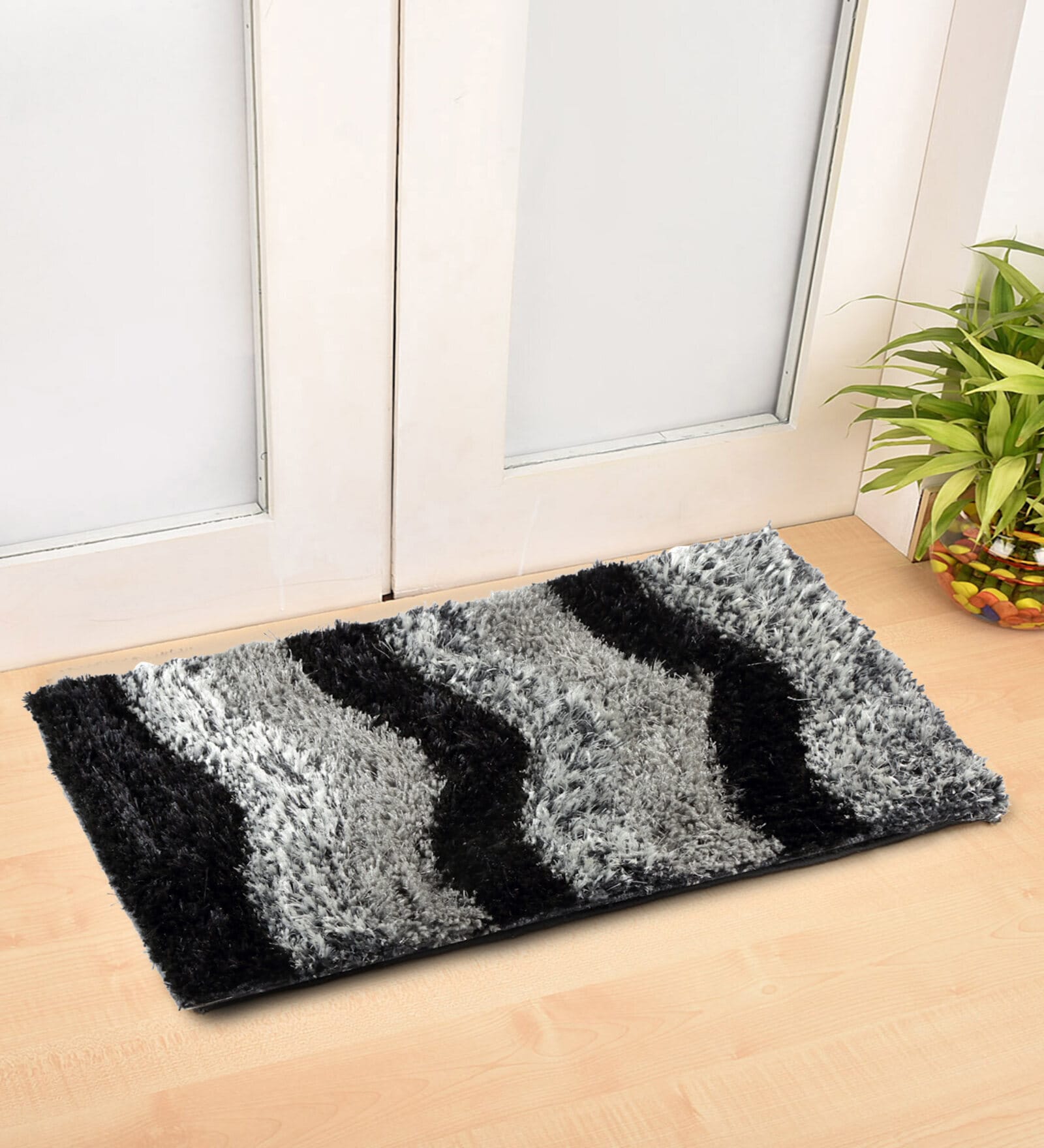 Black Abstract Polyester 24 x 16 Inches Anti Skid Door Mat