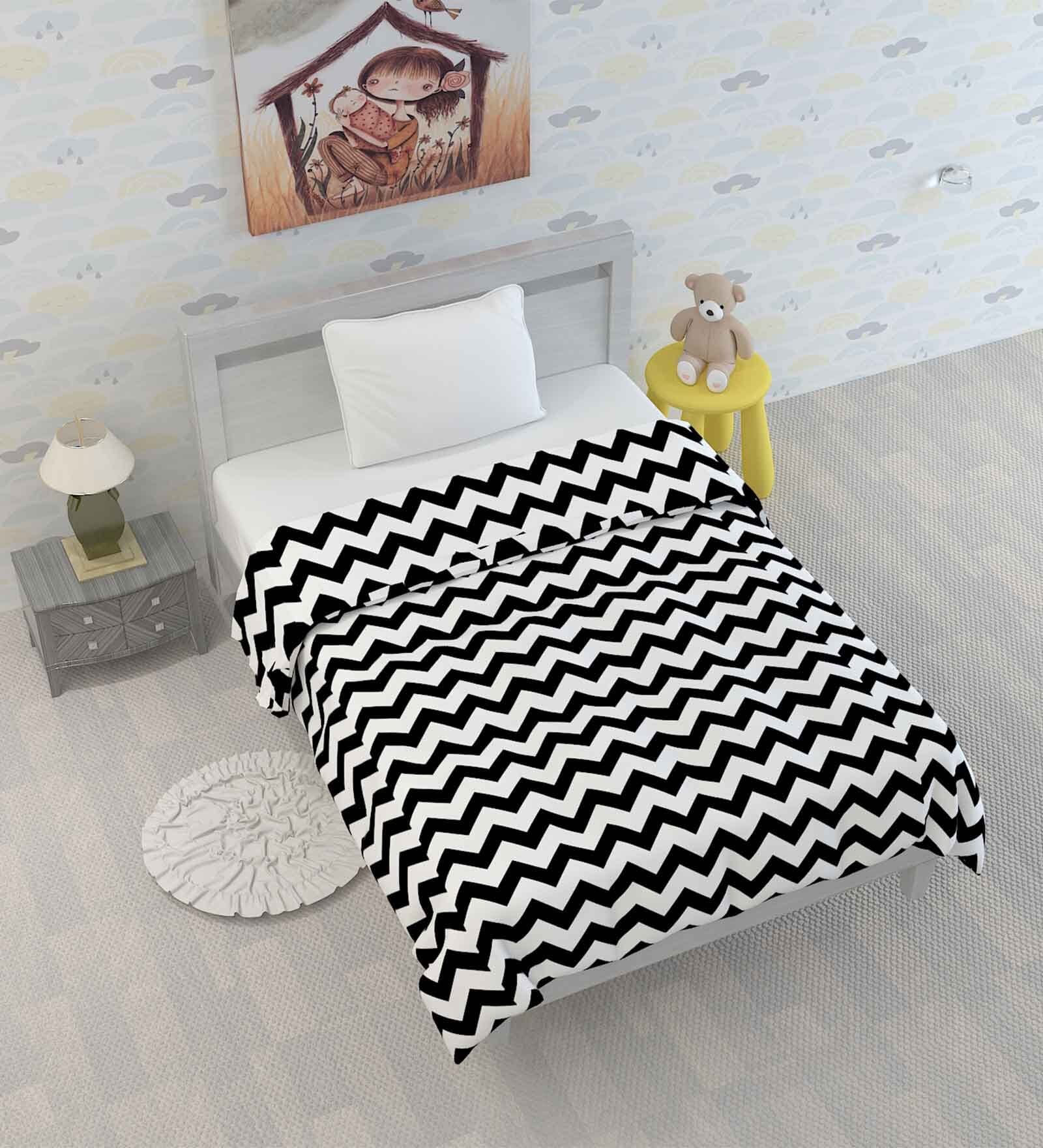 Black Polyester Patterned 120 GSM Single Bed Kids Dohar Black Polyester Patterned 120 GSM Single Bed Kids Dohar