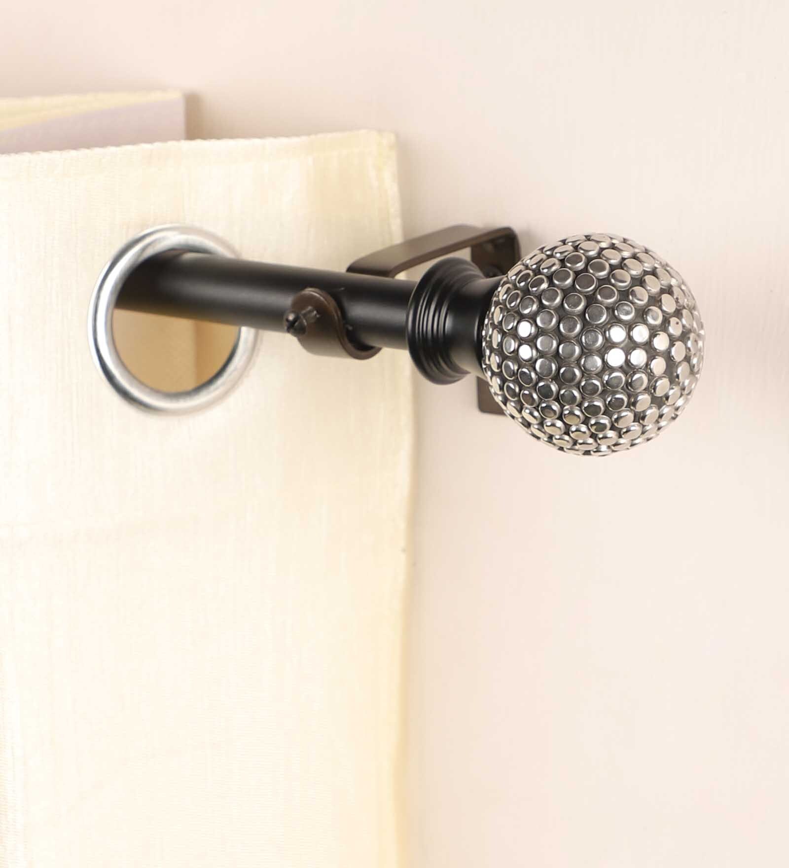 Black Powder Coated Iron Curtain Rod (48 to 88 Inches) With Bracket