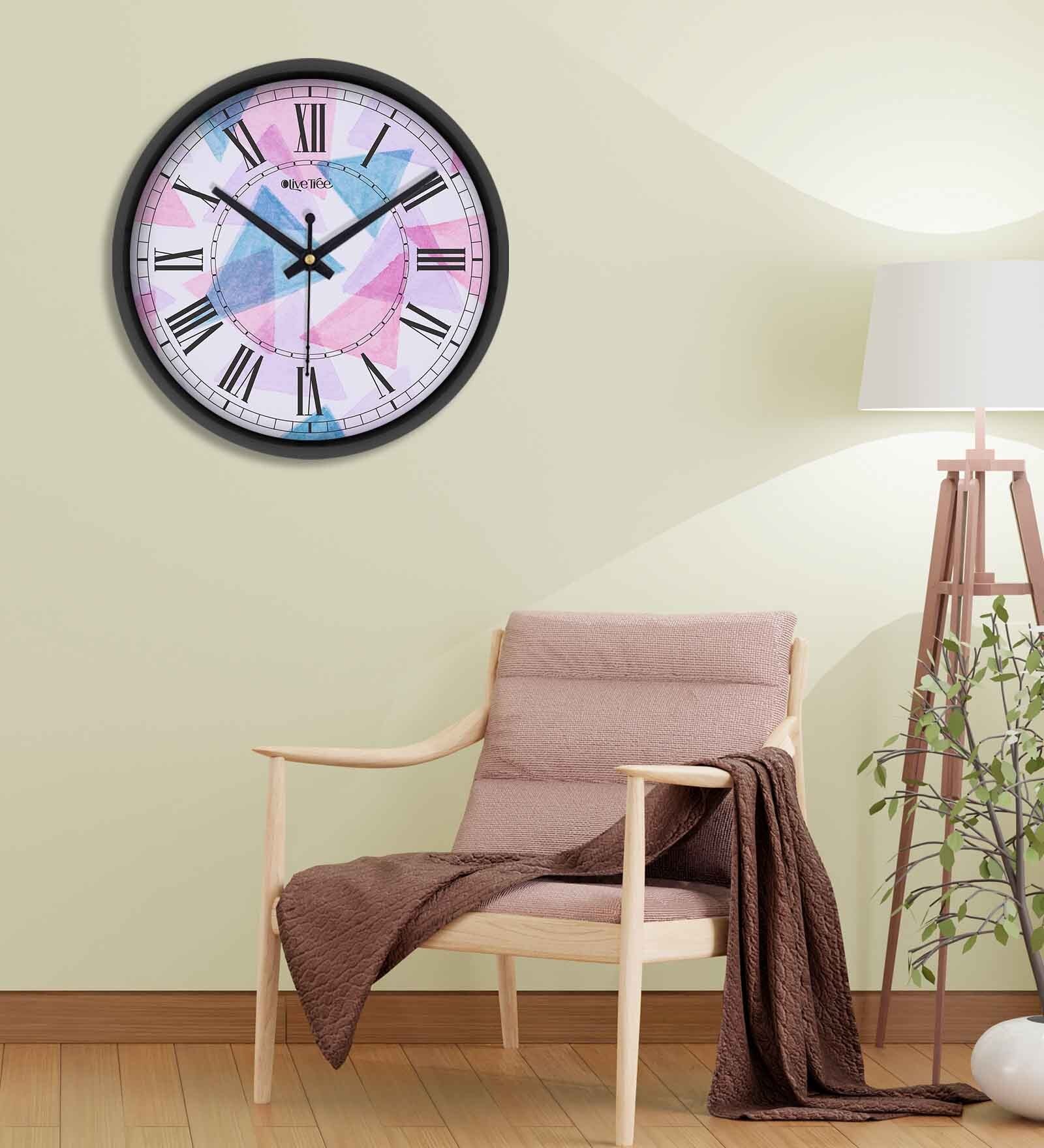 Black Round 8 Inches Plastic Table Clock