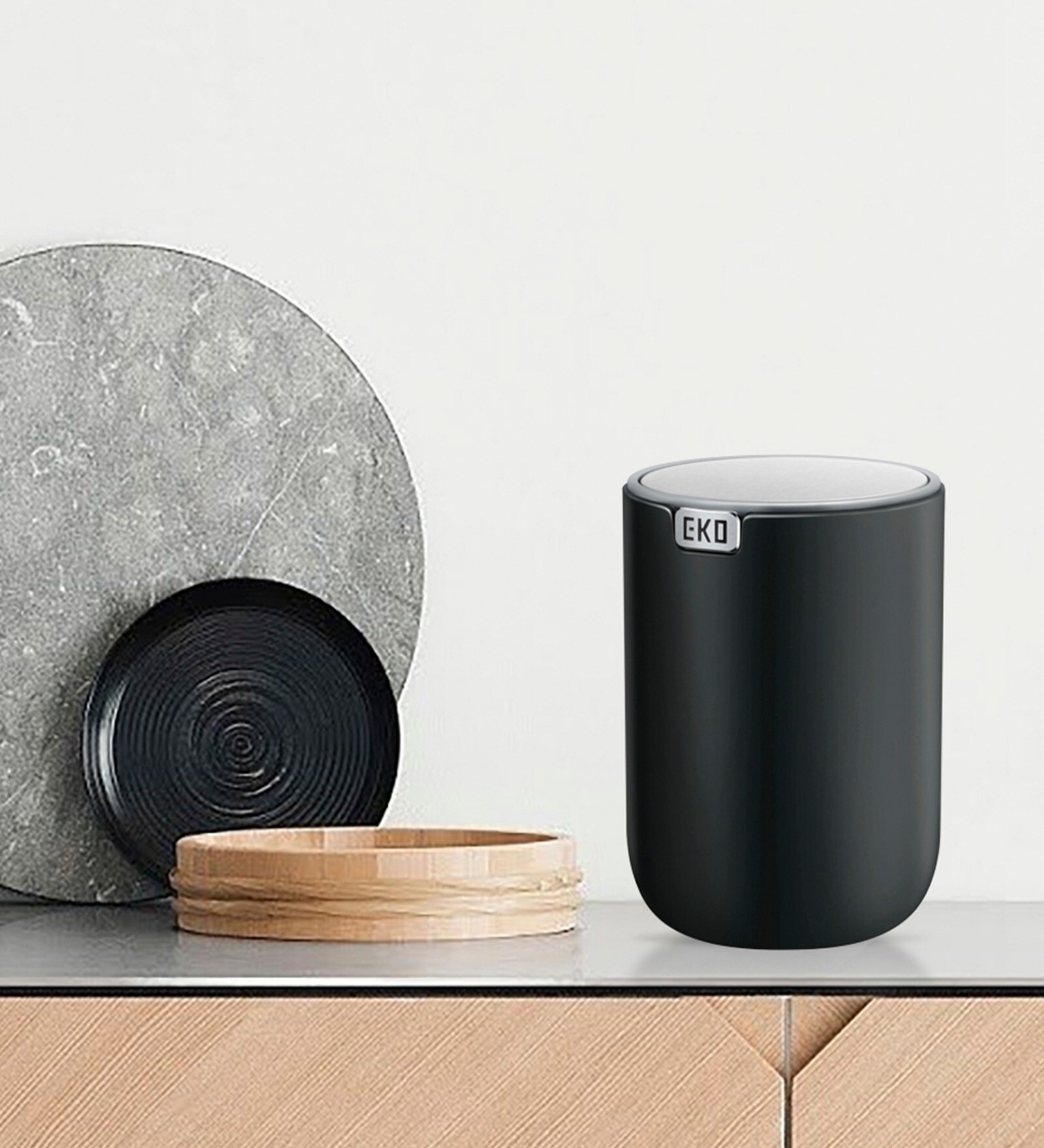 1.5 Litre Black Round Eko Mini Desk Trash Can With Swing-Top Lid