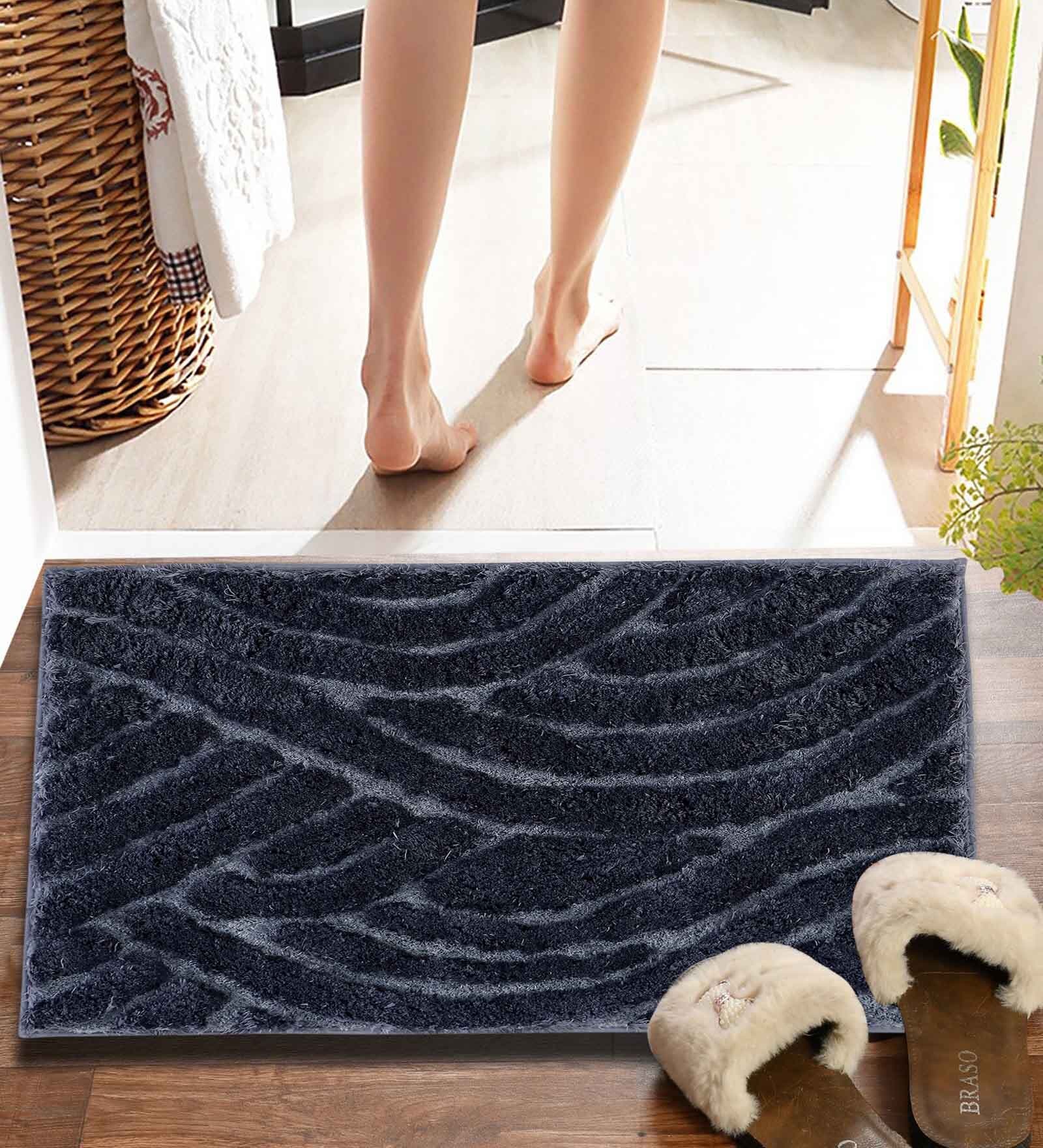 Black Striped MicroFibre 15x10 Inches Antiskid Bath Mats