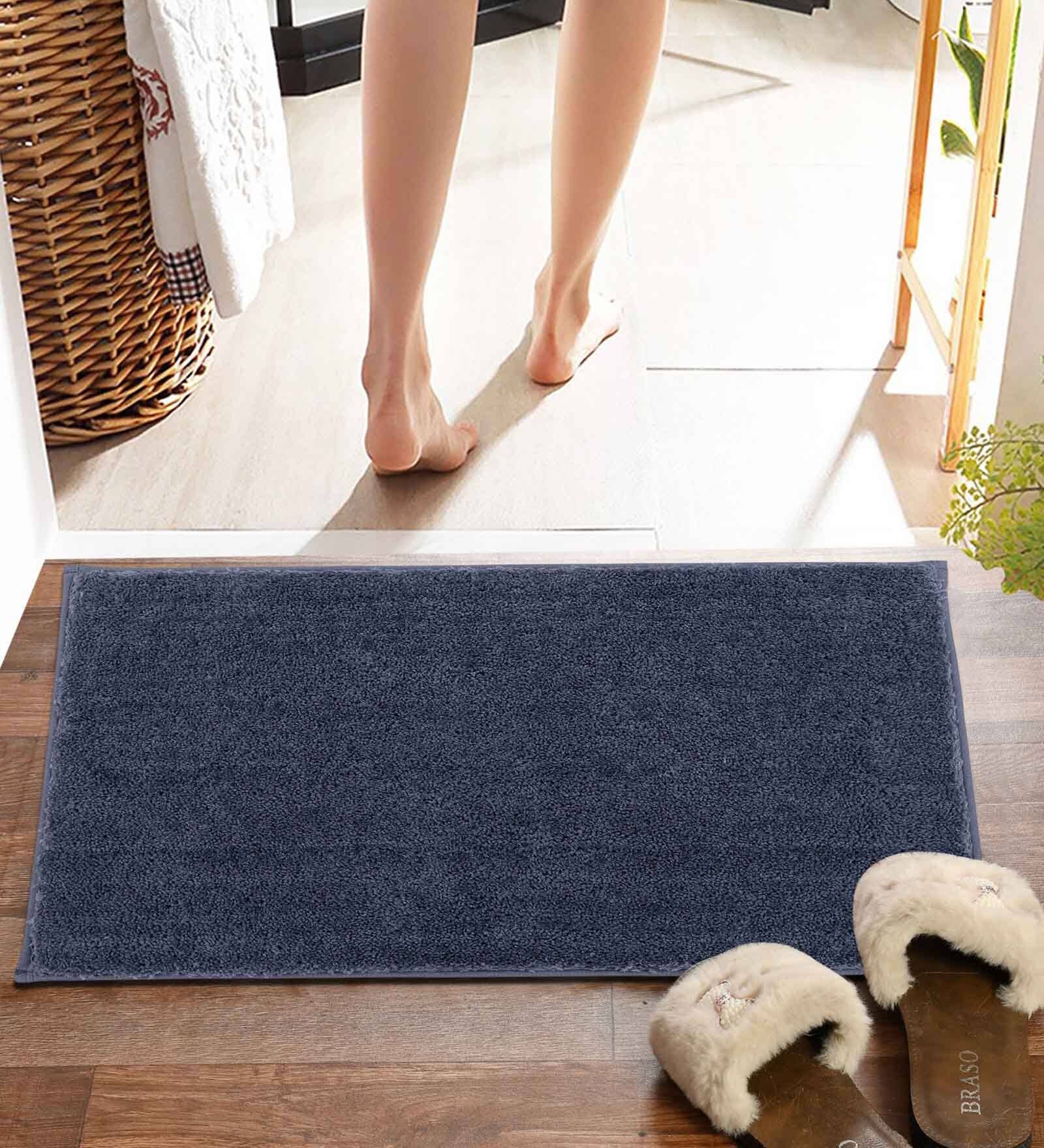 Black Solid MicroFibre 15x10 Inches Antiskid Bath Mats