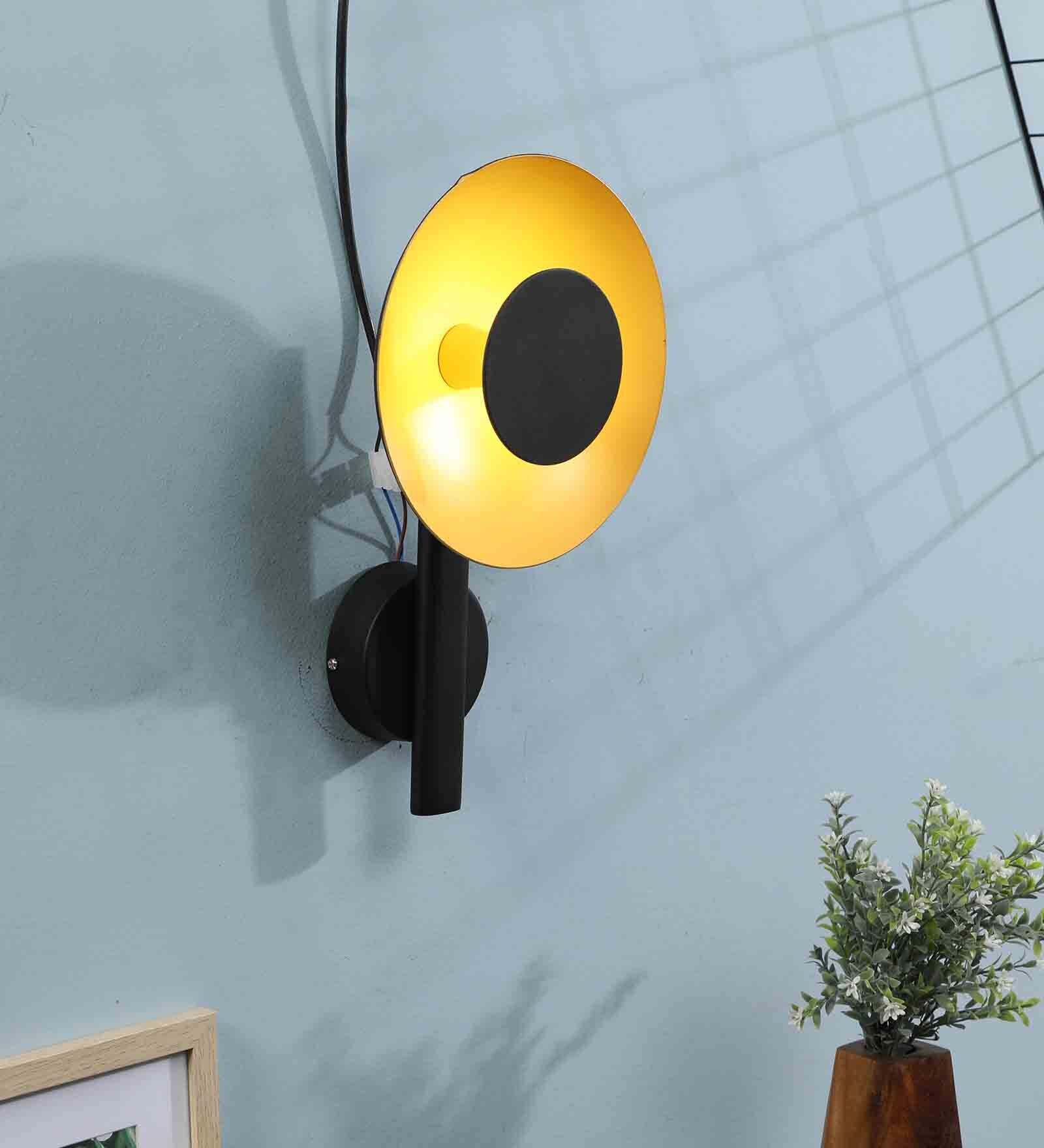 Black Stainless Steel Wall Light