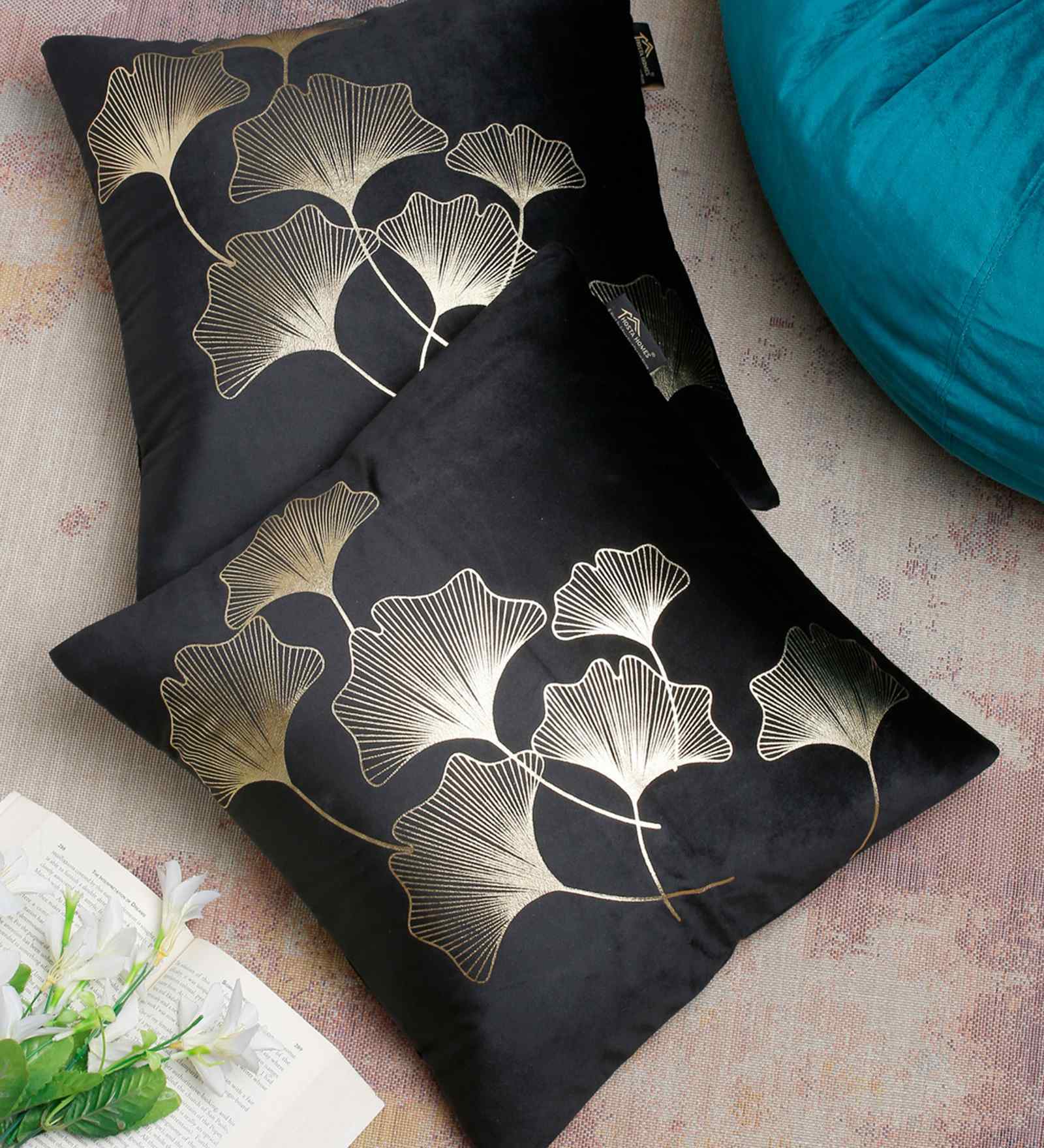 Black Velvet Floral 16X16 Inches Cushion Covers (Pack of 2)