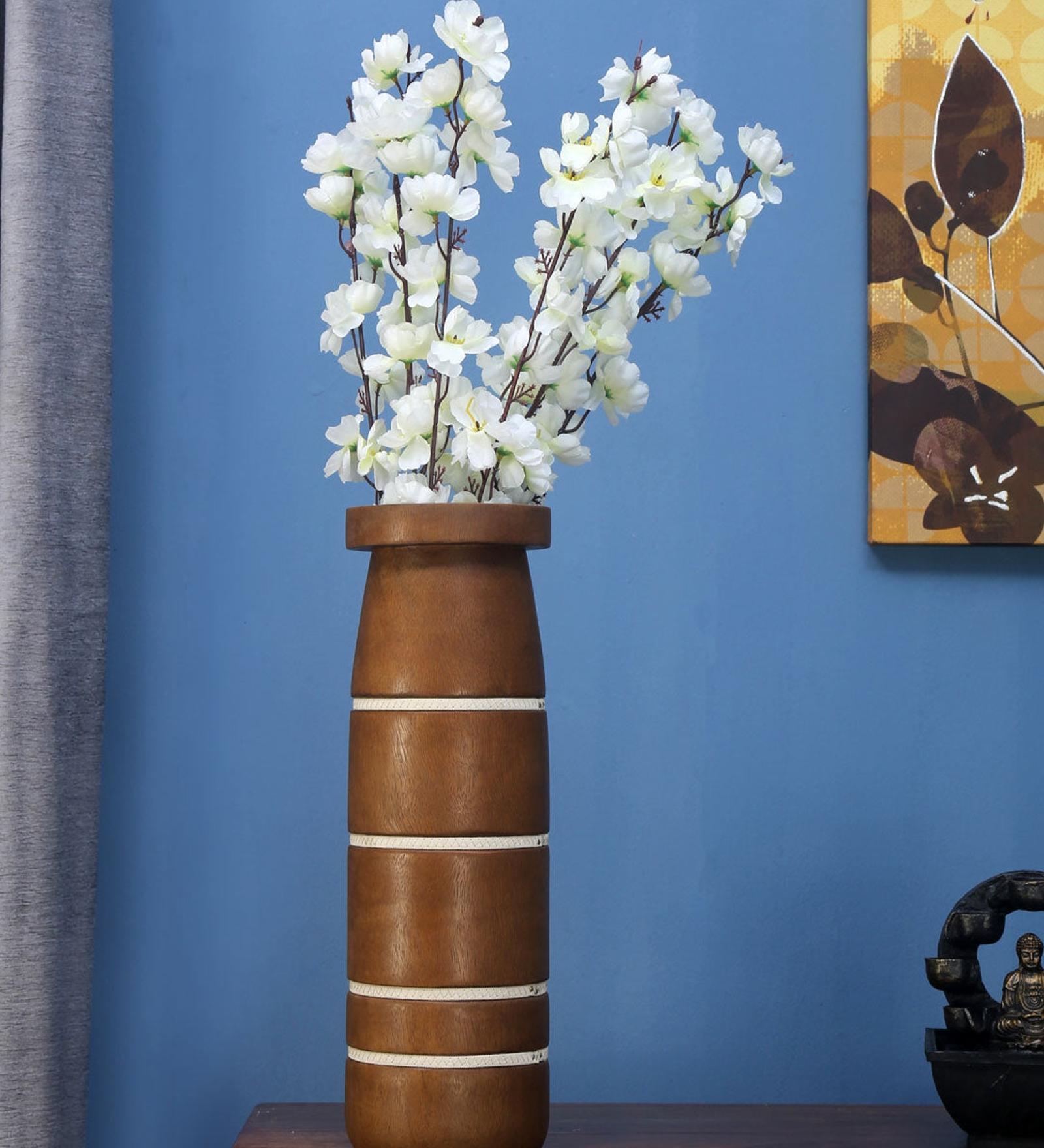 Floral Bloom White Plastic Flower Bunch