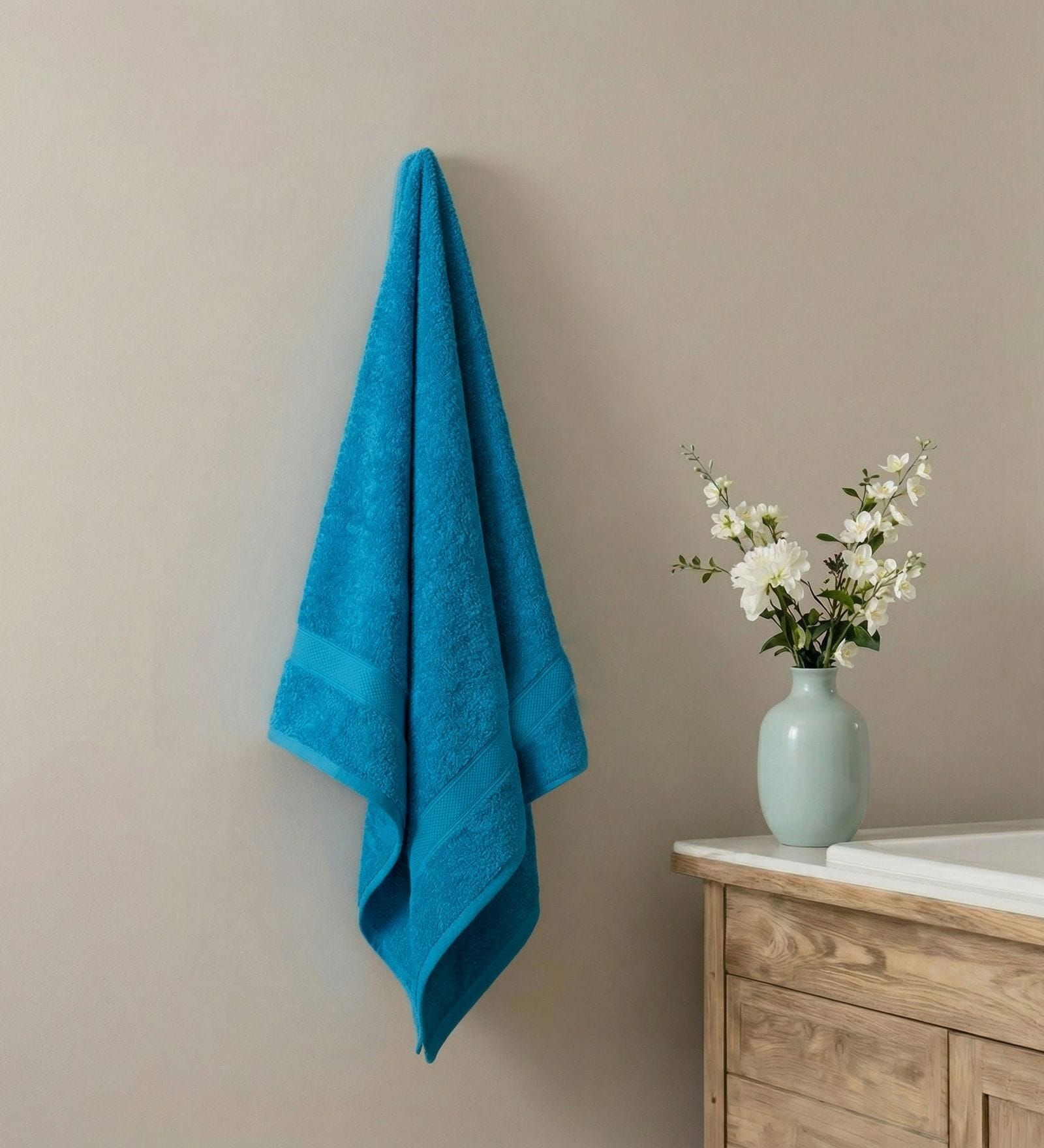 Blue 100% Cotton 525 Gsm Bath Towel