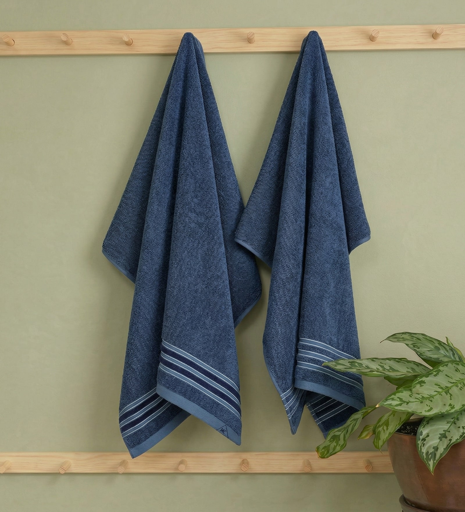 Blue 100% Cotton 630 Gsm Bath Towel