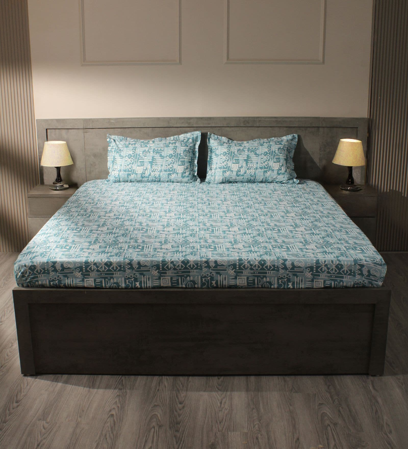 Blue 144TC Cotton Flat Super King Bedsheet with 2 Pillow Covers