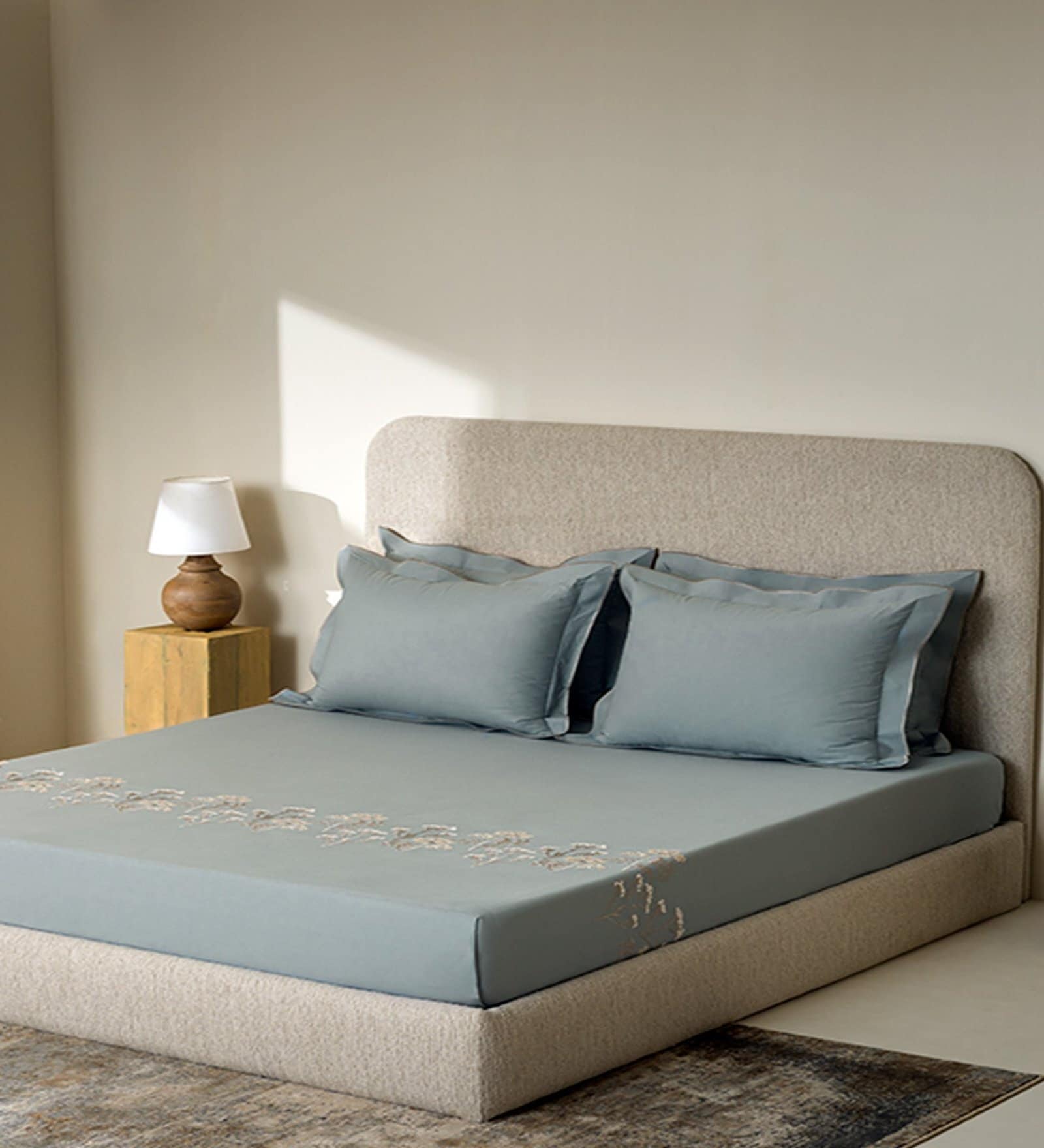 Blue Embroidered 210 TC Cotton King Sized Bedsheet with 2 Pillow Covers