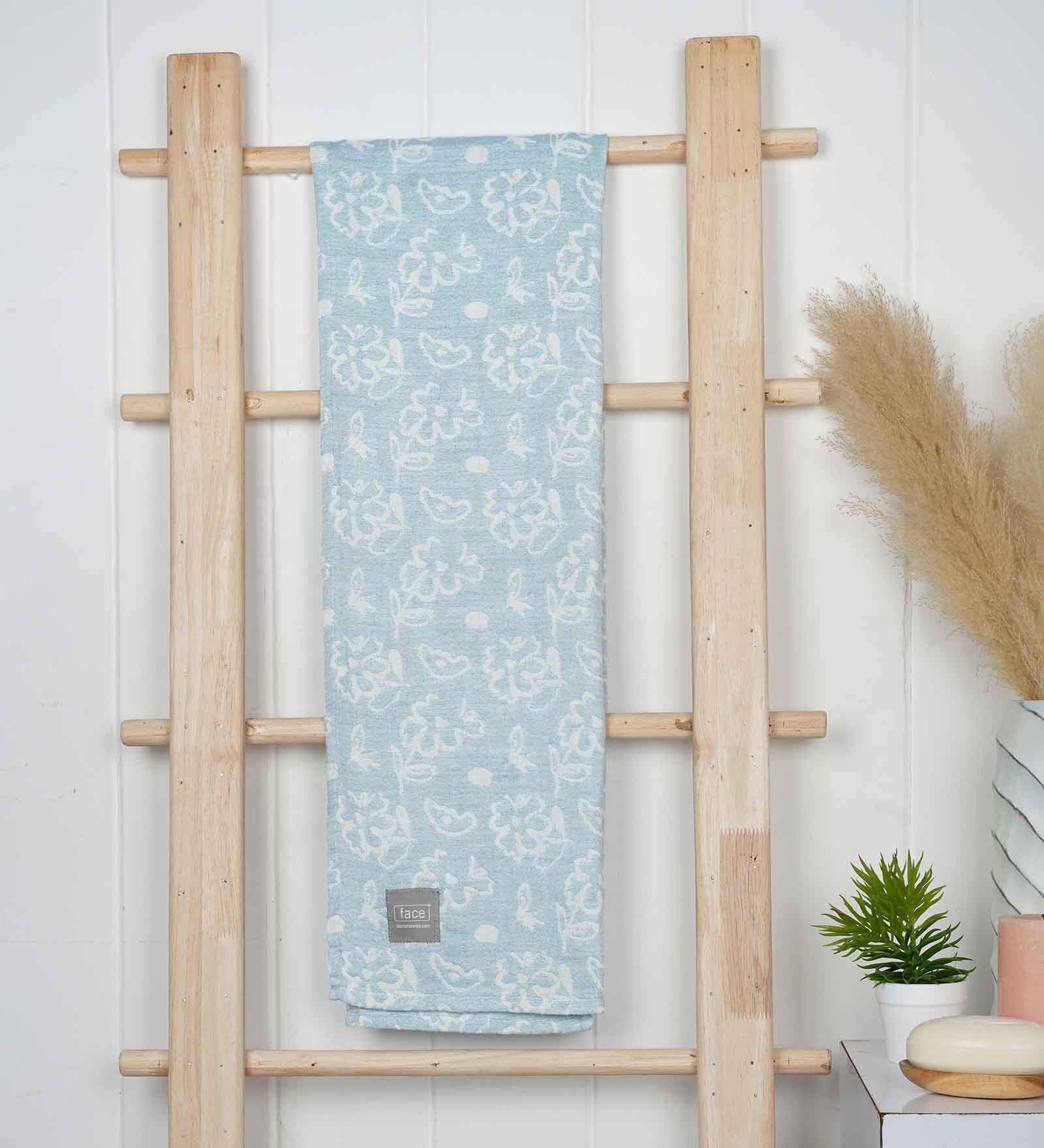 Blue Banana Jacquard Floral 250 GSM Bath Towel