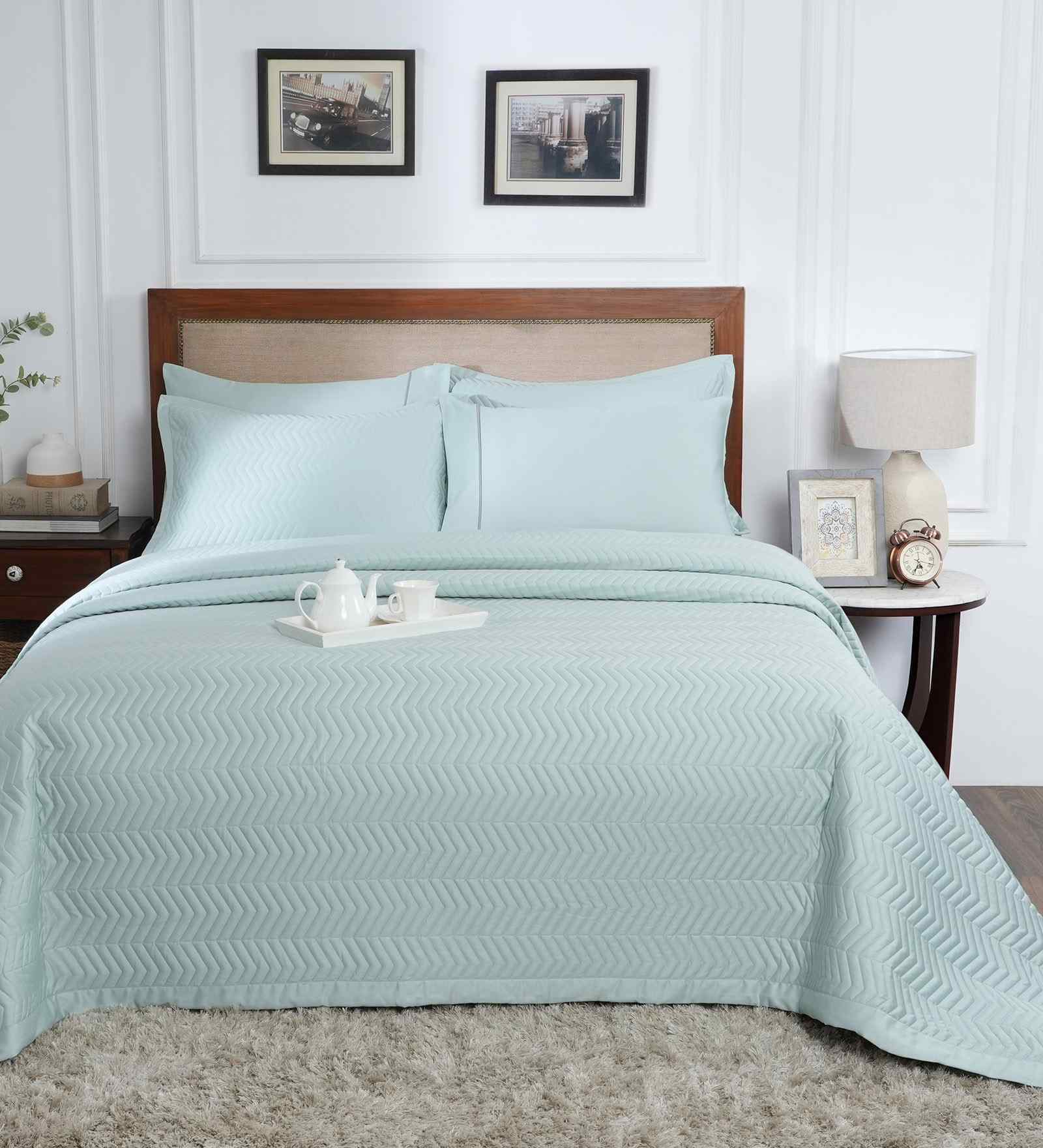 Blue Cotton Polyester Solid 100 GSM Double Bed Quilt