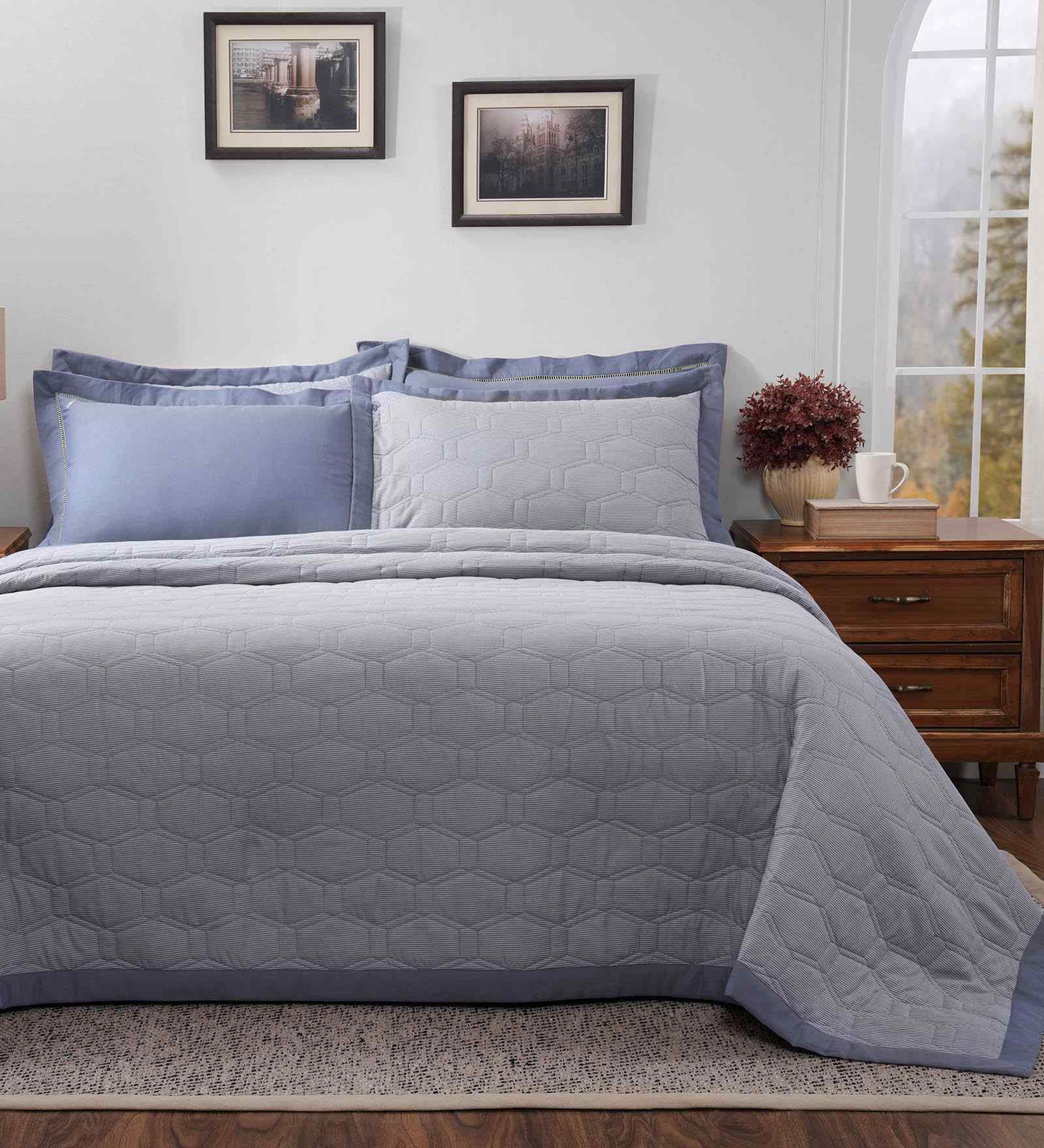Blue Cotton Solid 100 GSM Double Bed Quilt